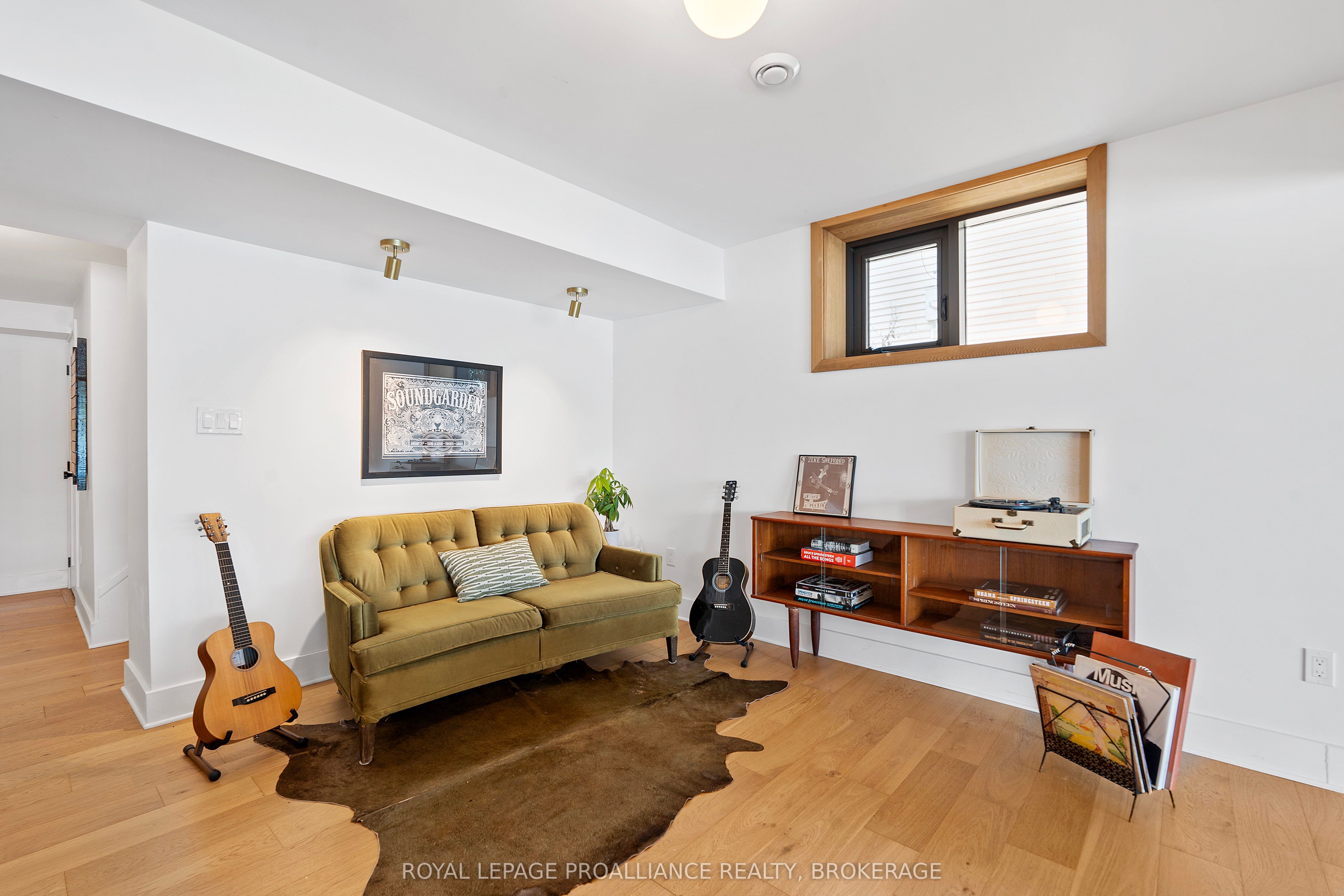 1111 Heron Lane Property Photo 34