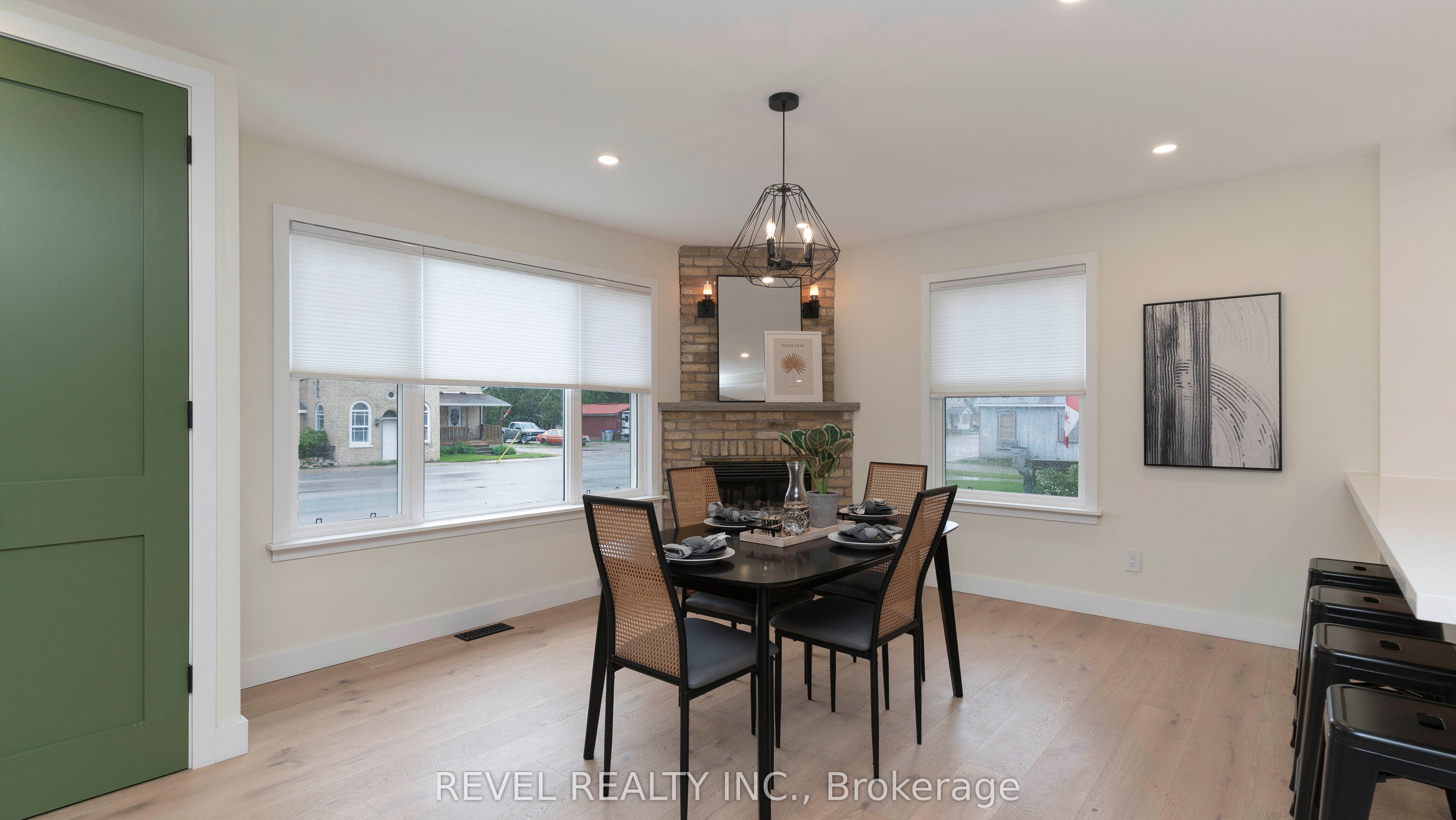 15 Victoria Avenue E Property Photo 13