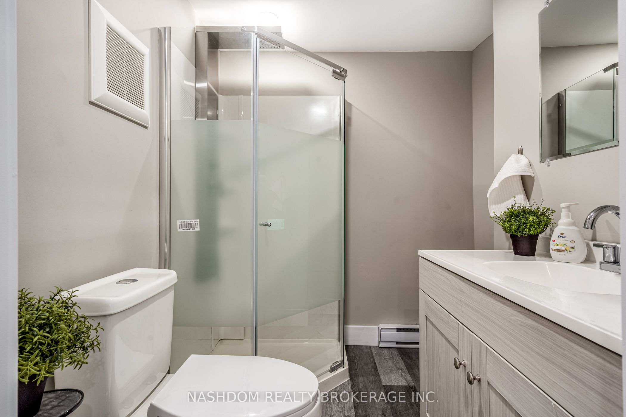 100 Sherman Avenue N Property Photo 13