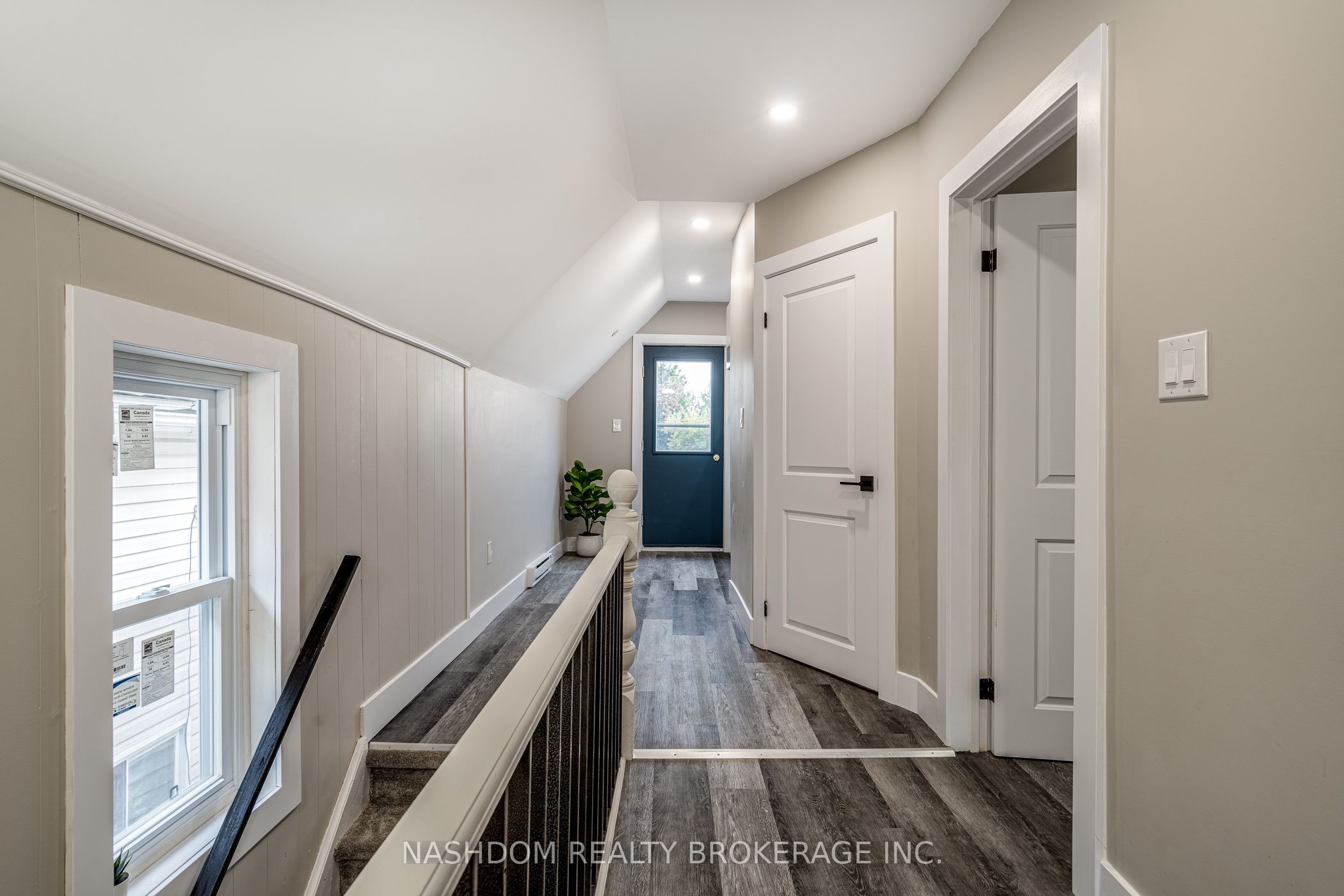 100 Sherman Avenue N Property Photo 15