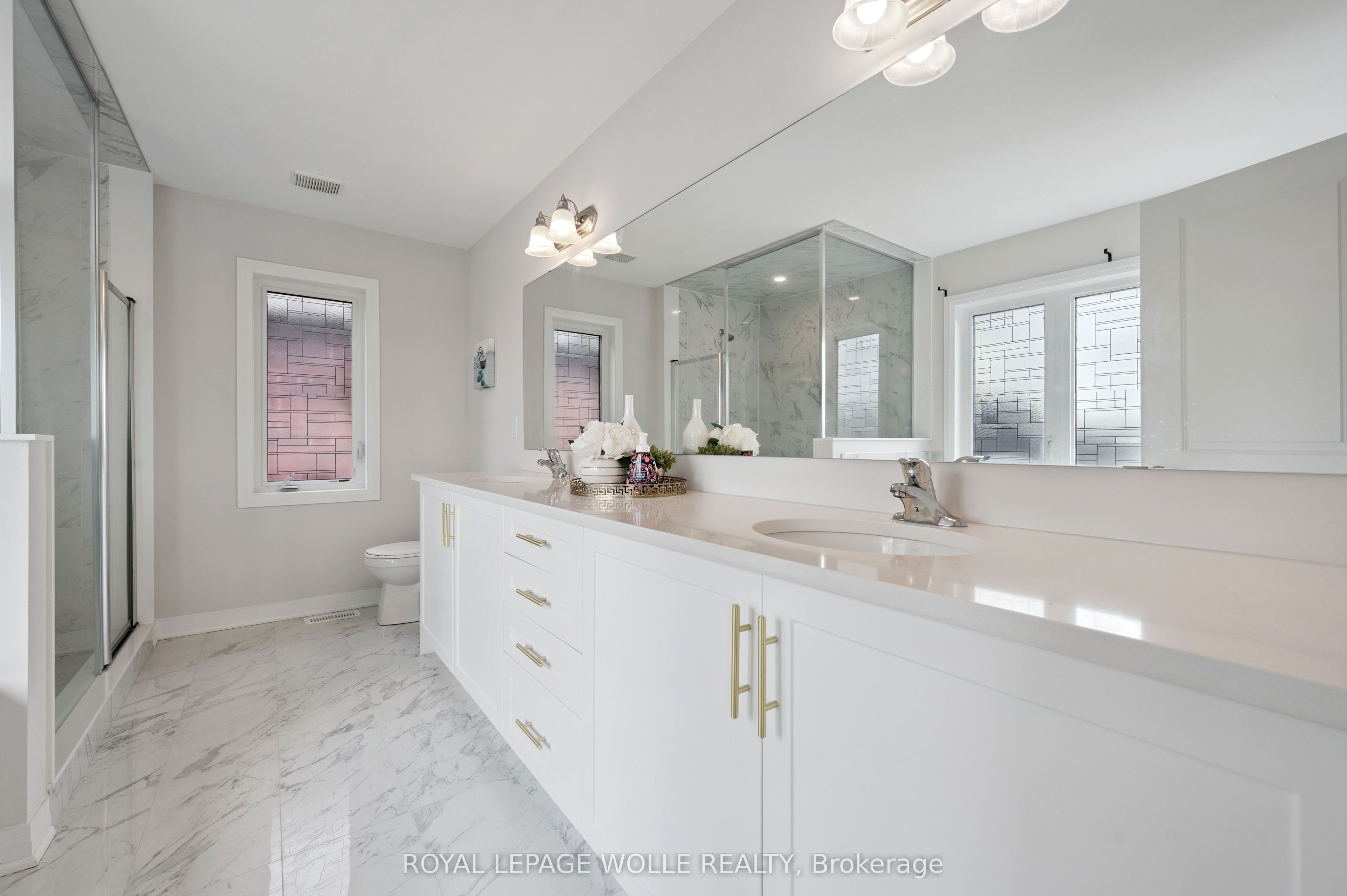 445 Robert Woolner Street Property Photo 34