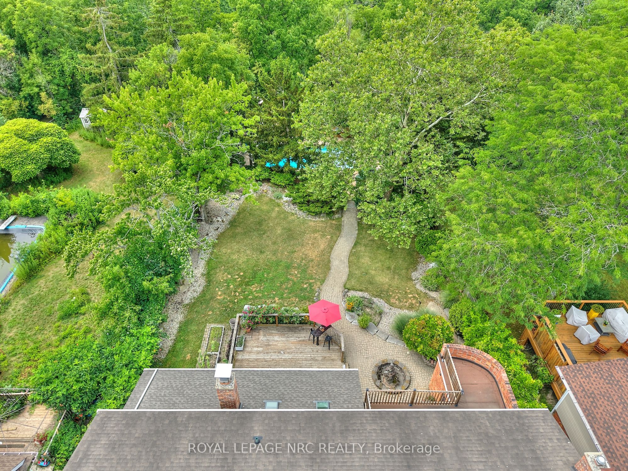 46 Adelene Crescent Property Photo 3