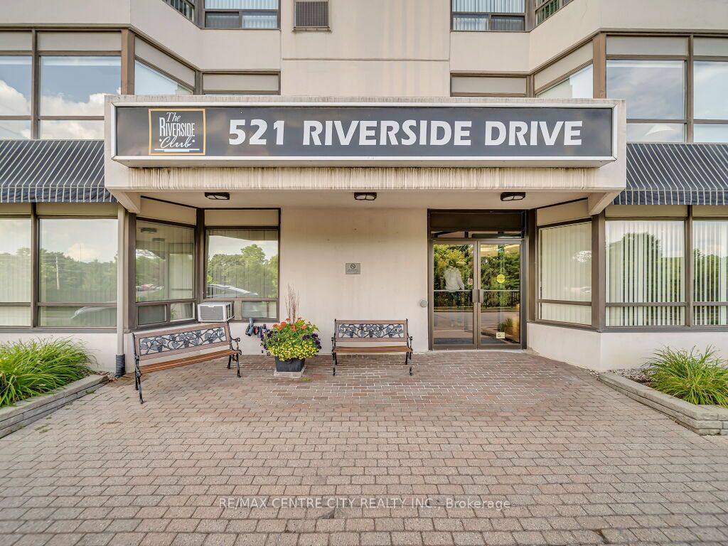 521 Riverside Dr Property Photo 4