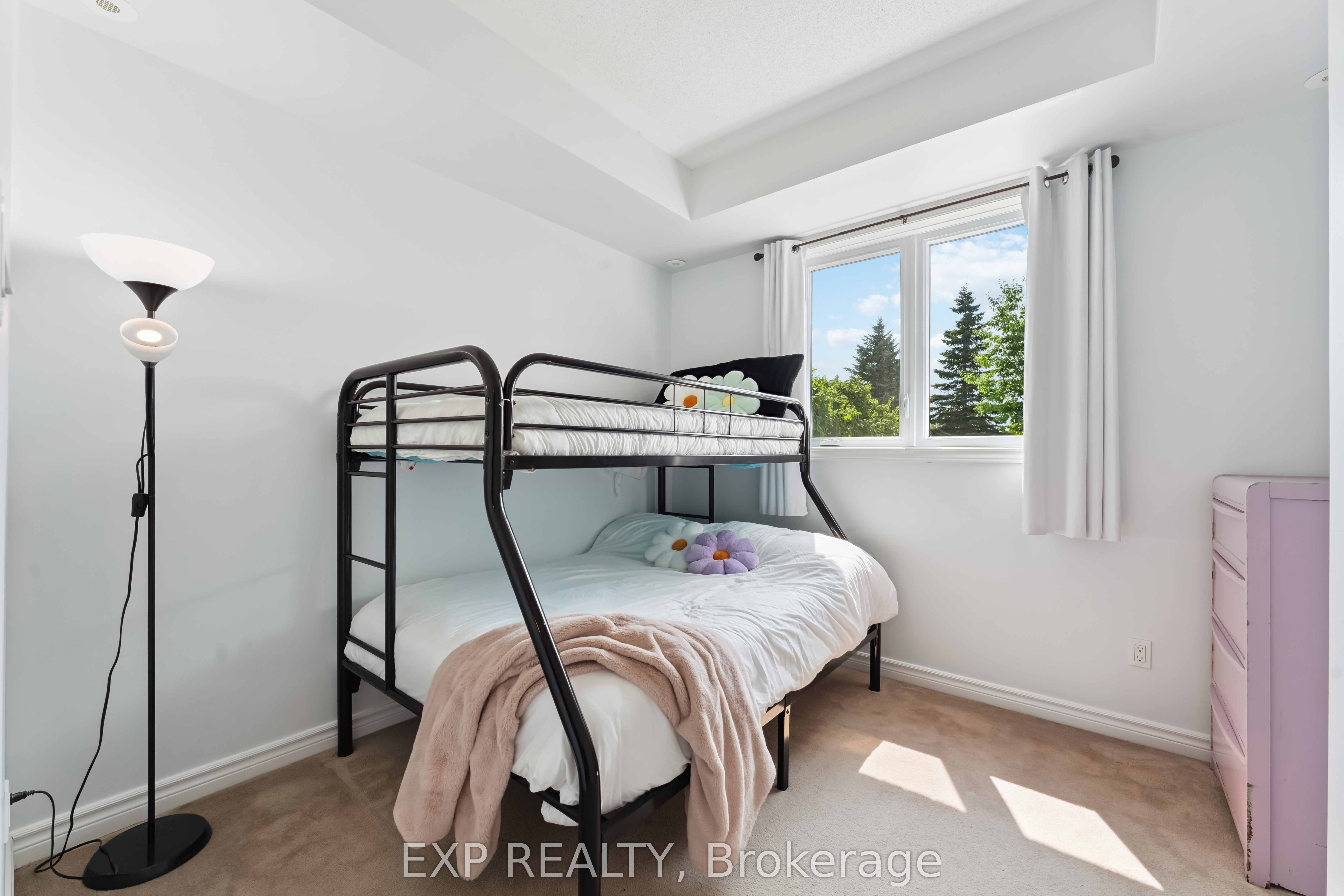 231 Crestway Drive B Property Photo 17