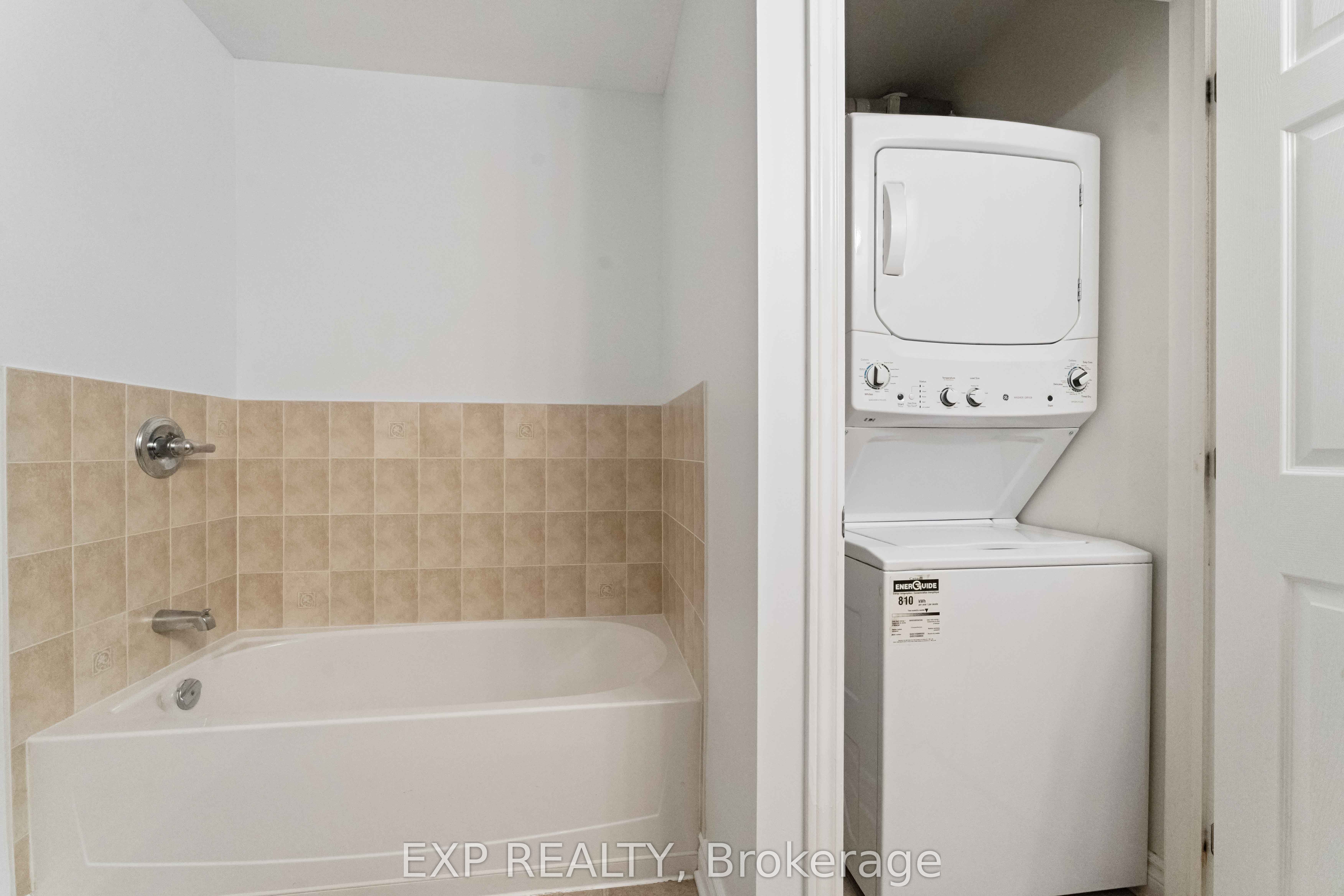 231 Crestway Drive B Property Photo 20