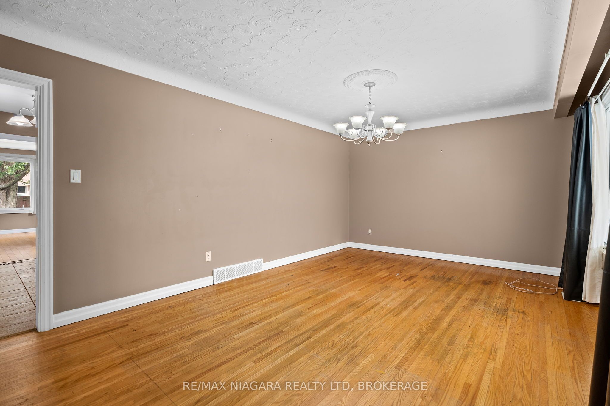 4107 Campbell Ave Property Photo 4