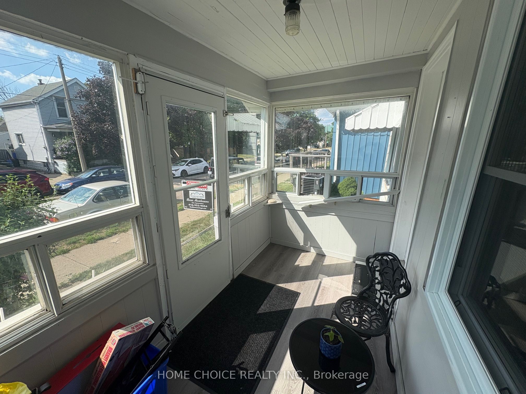378 Paling Avenue Property Photo 2