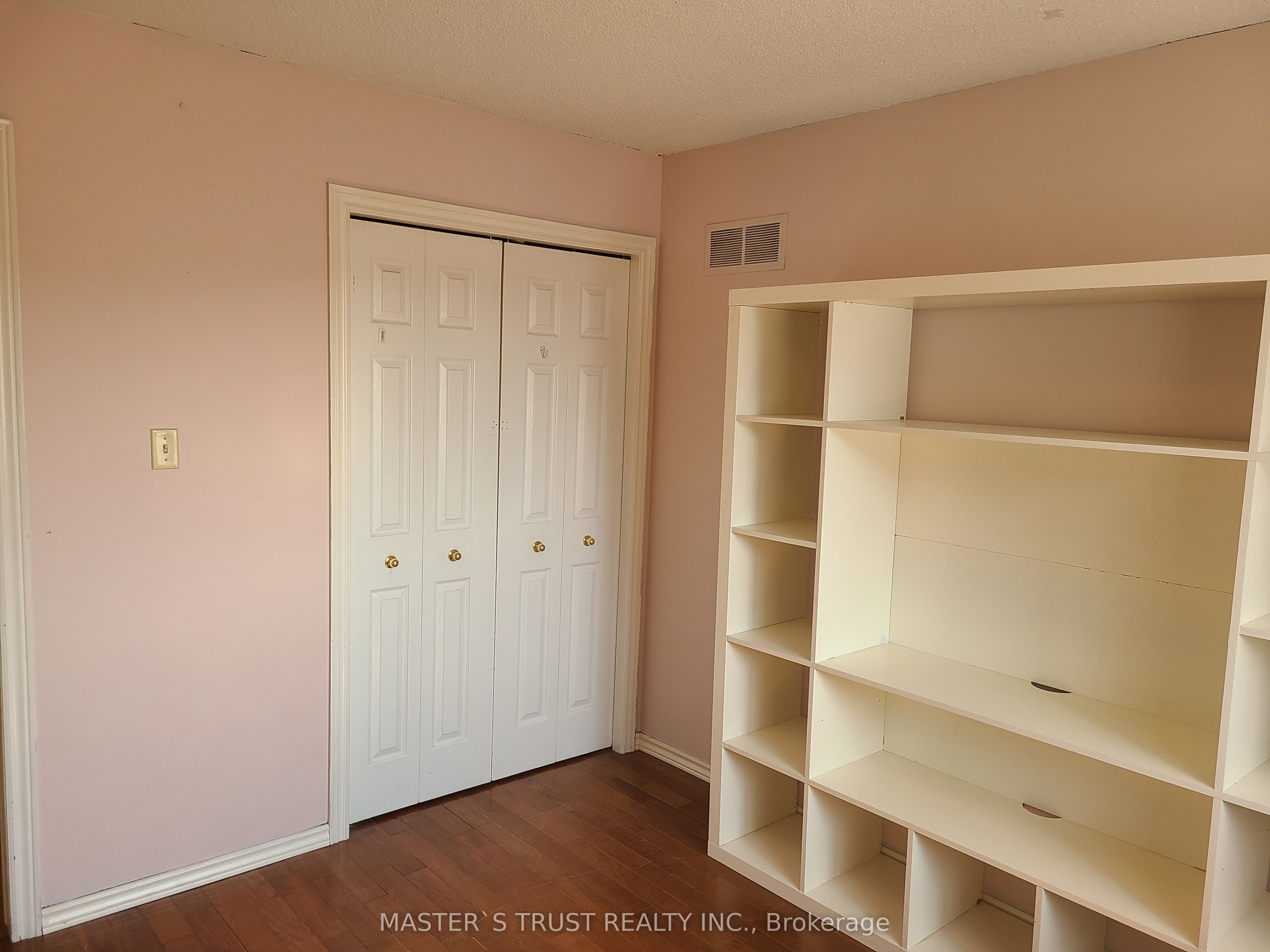 126 Fairington Crescent Property Photo 15
