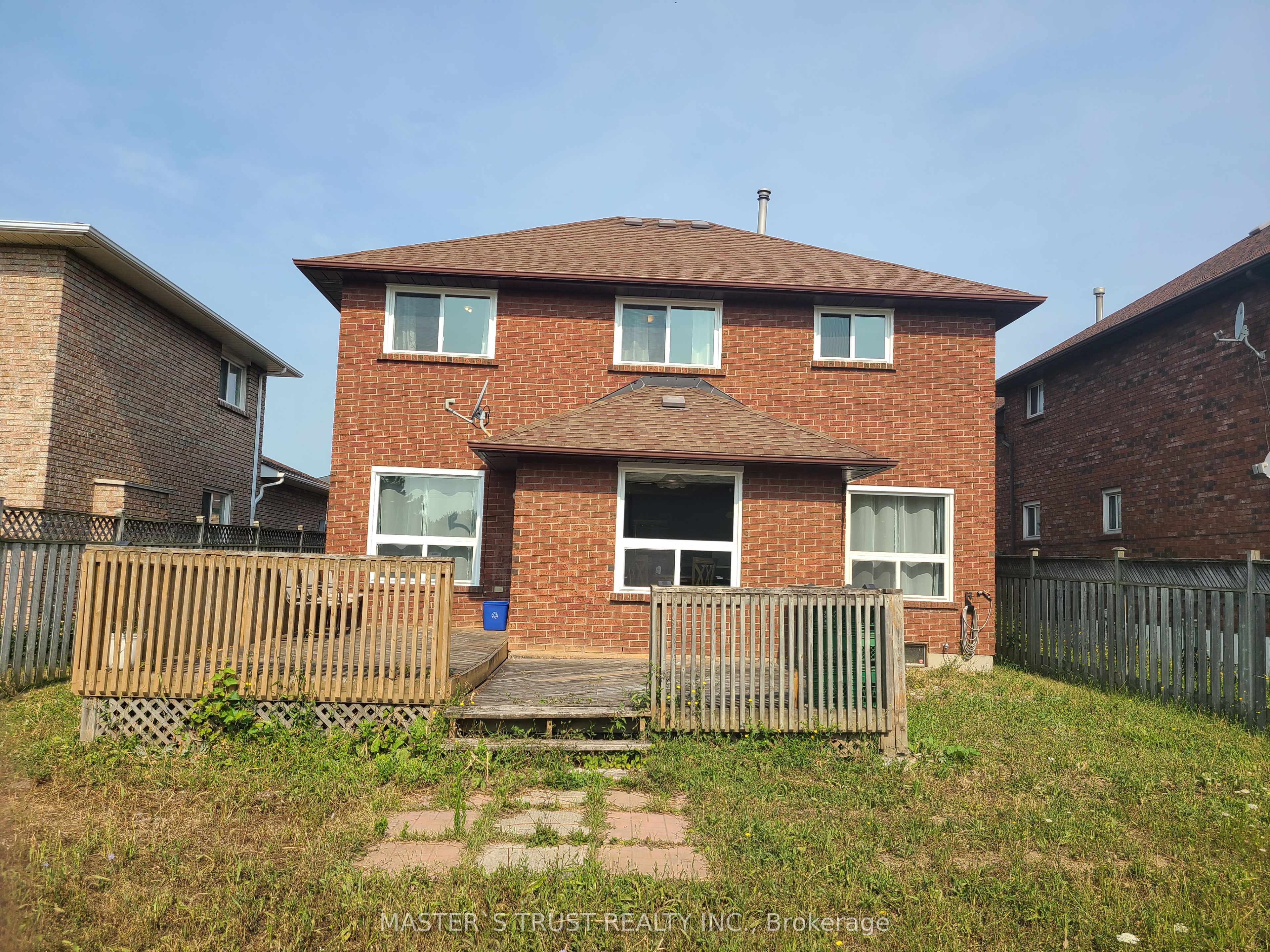 126 Fairington Crescent Property Photo 20