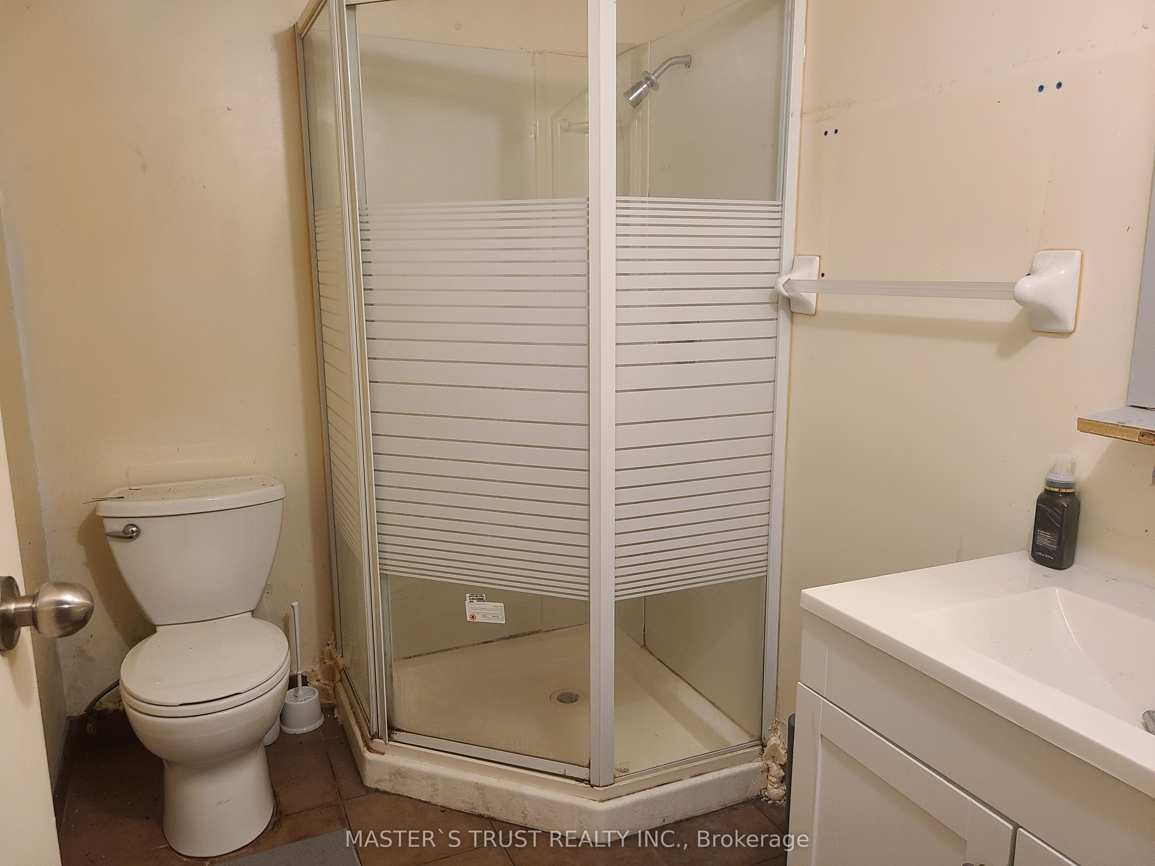126 Fairington Crescent Property Photo 25