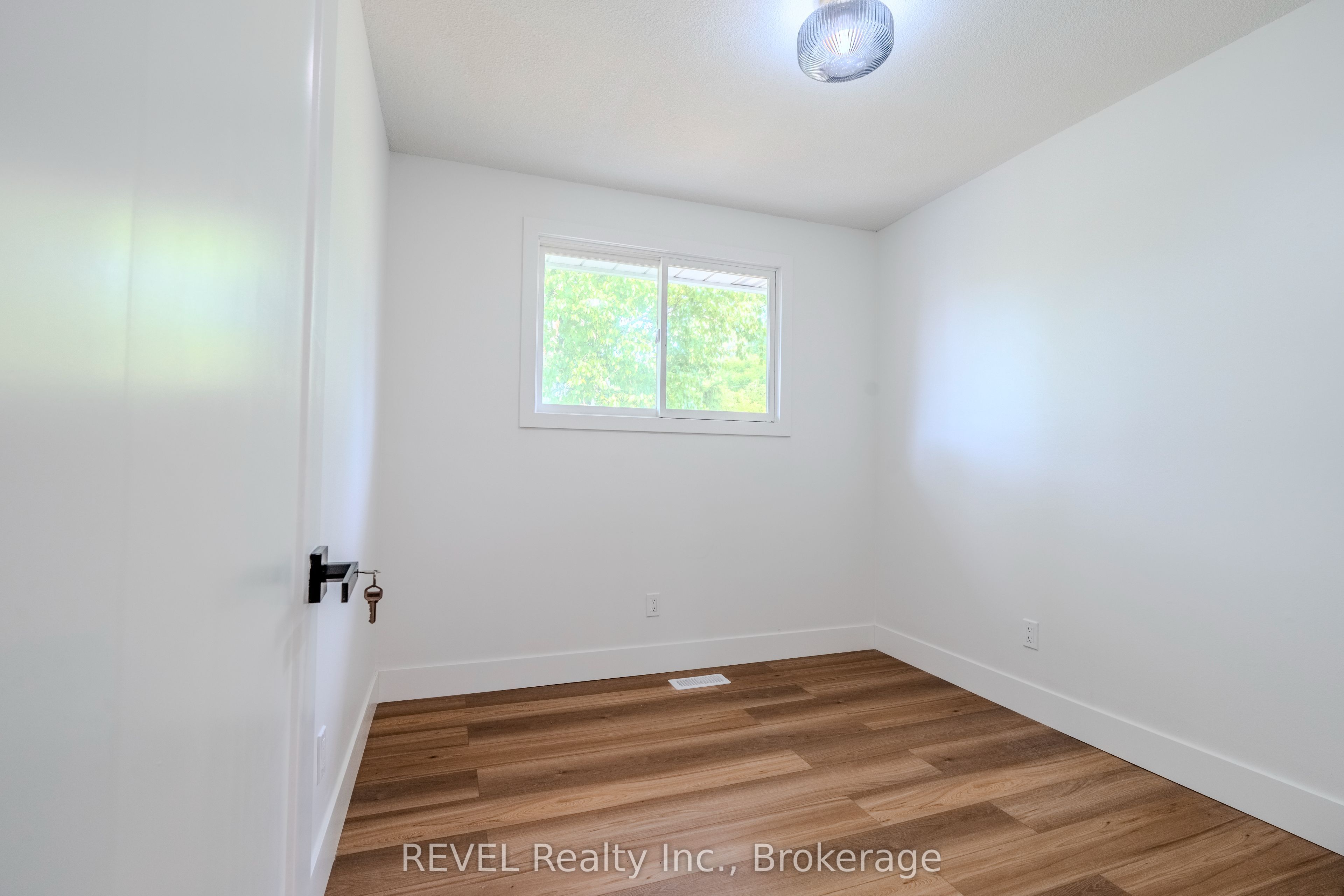 5787 Swayze Drive 3 Property Photo 29