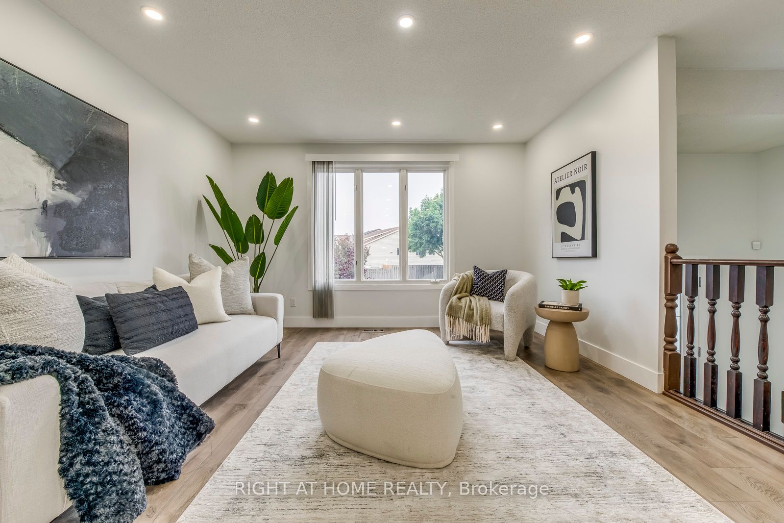 6581 Malibu Dr Property Photo 4