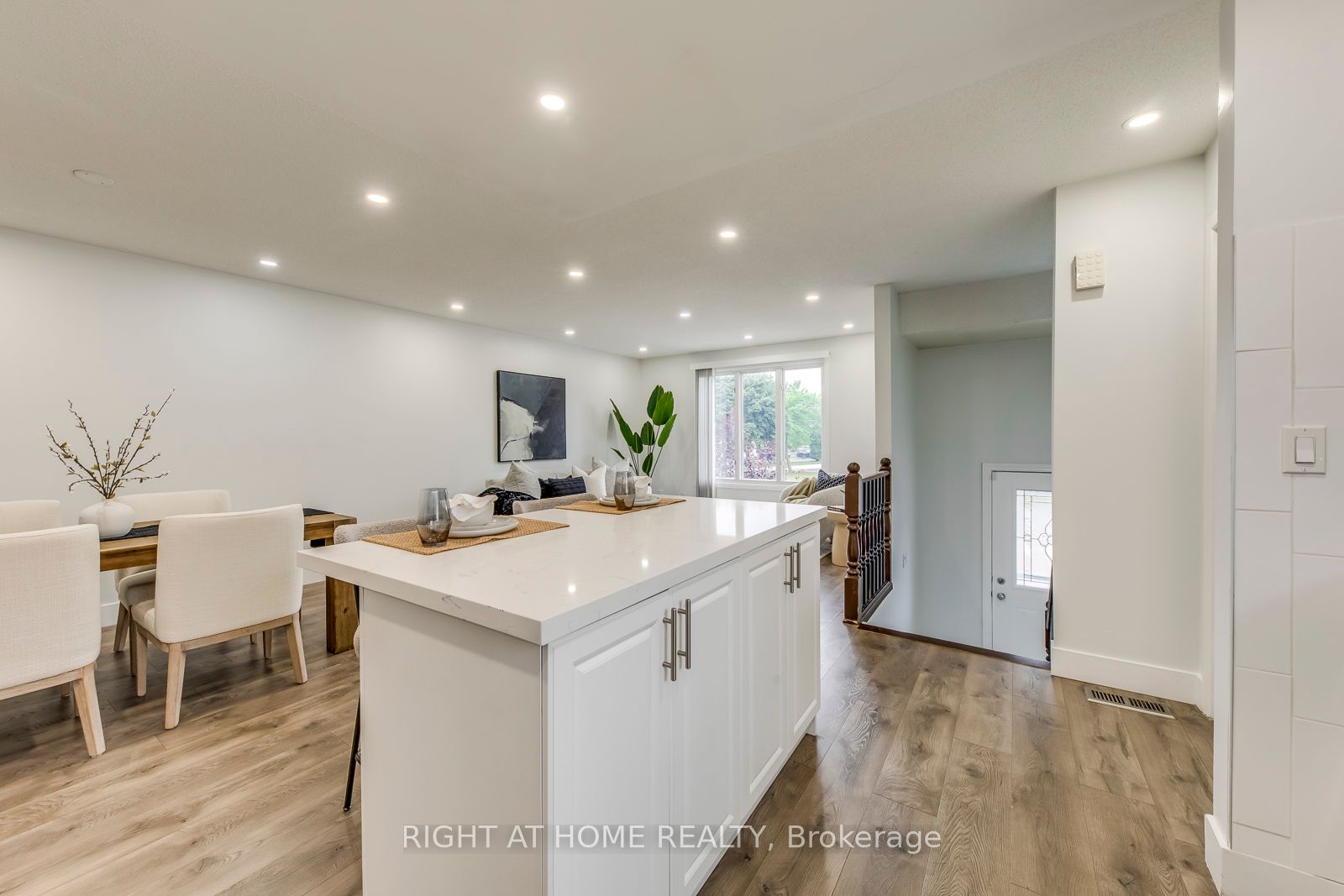 6581 Malibu Dr Property Photo 15