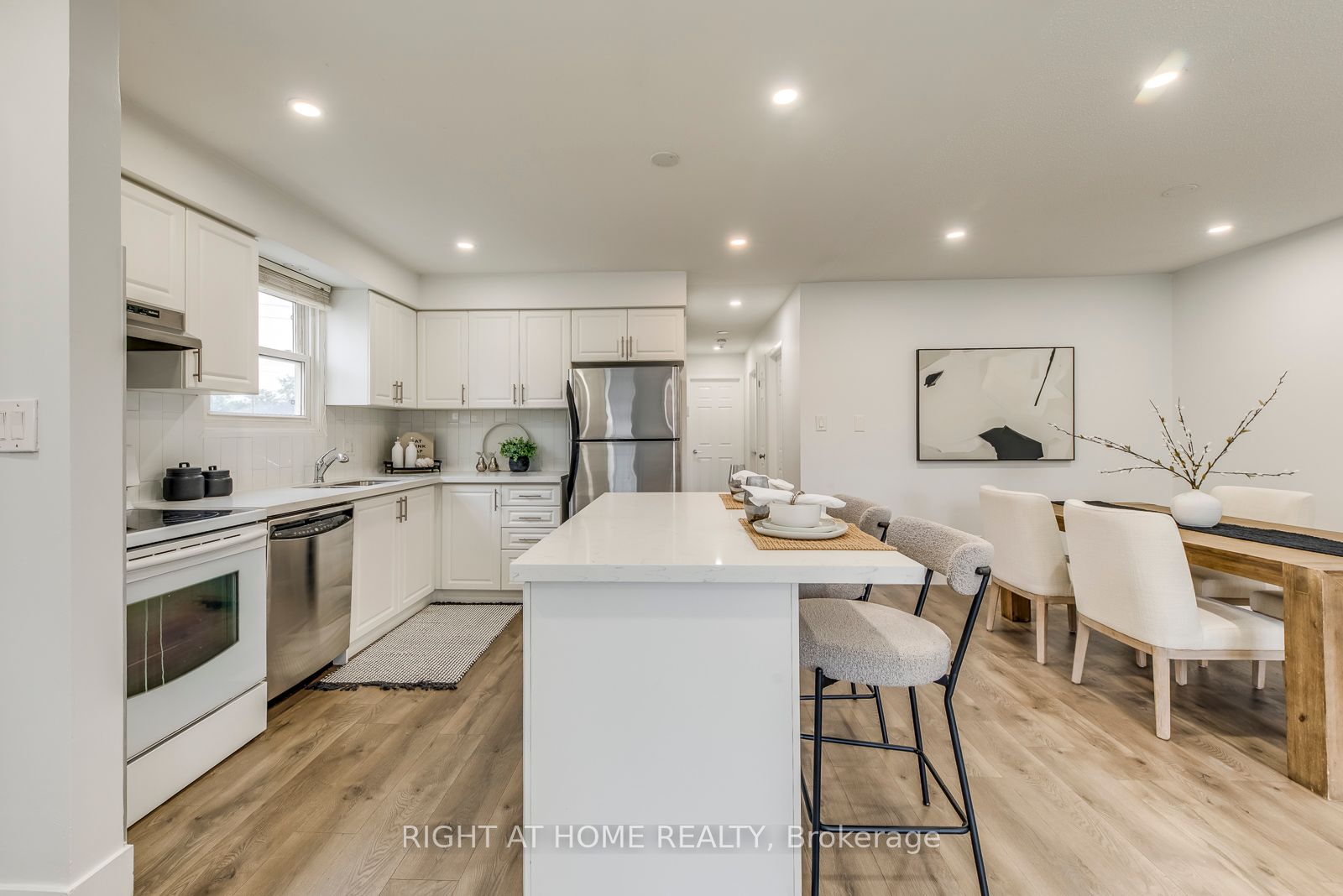 6581 Malibu Dr Property Photo 16