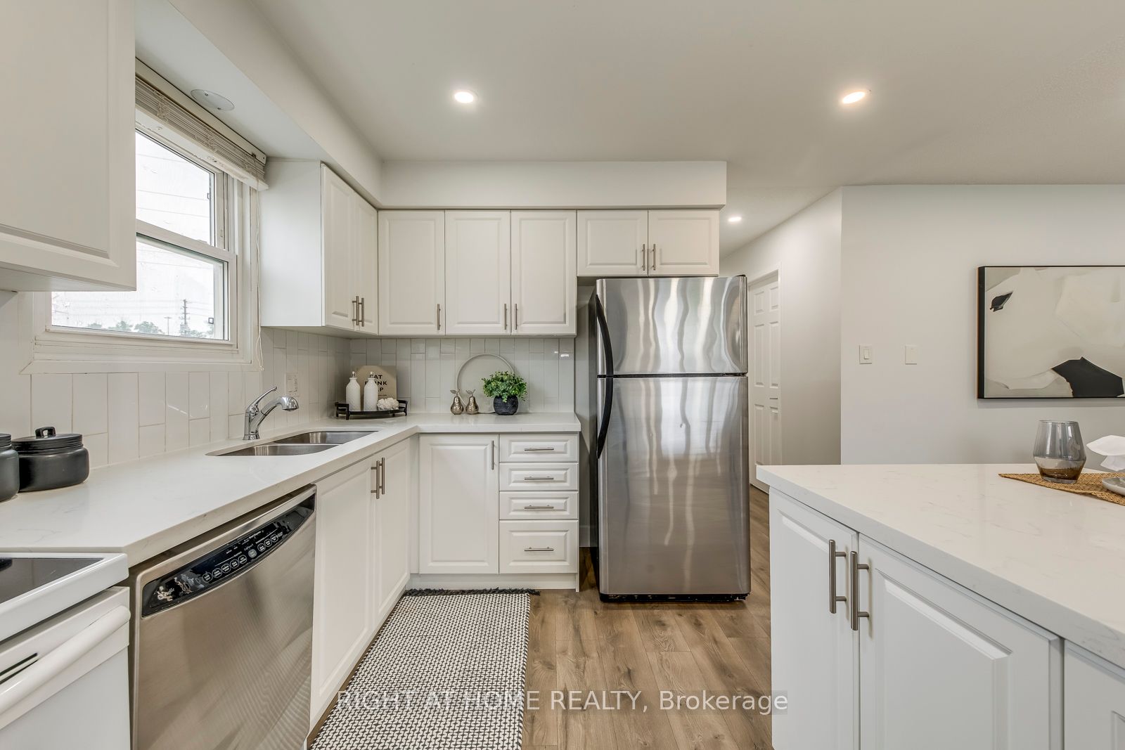 6581 Malibu Dr Property Photo 18