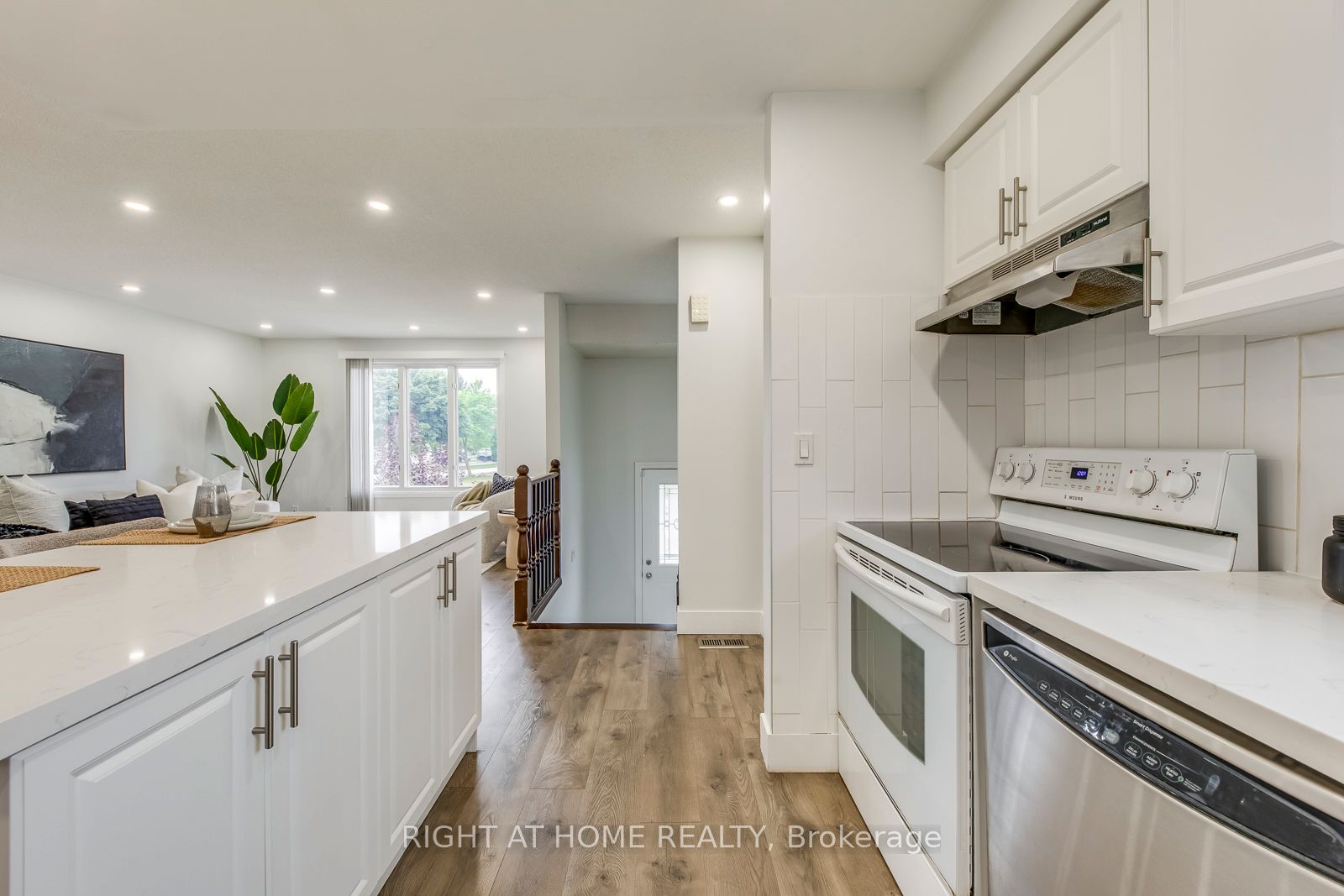 6581 Malibu Dr Property Photo 20