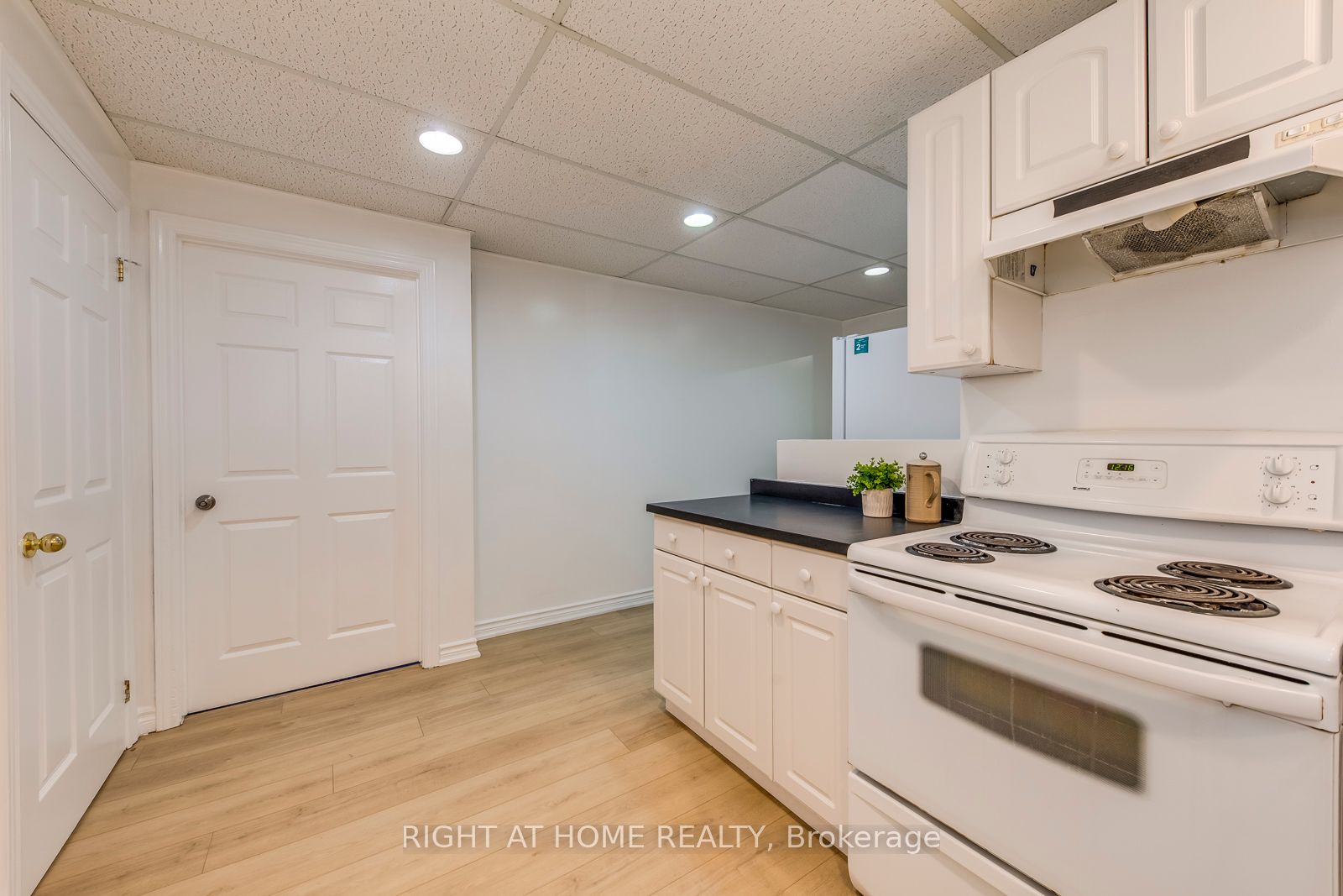 6581 Malibu Dr Property Photo 39