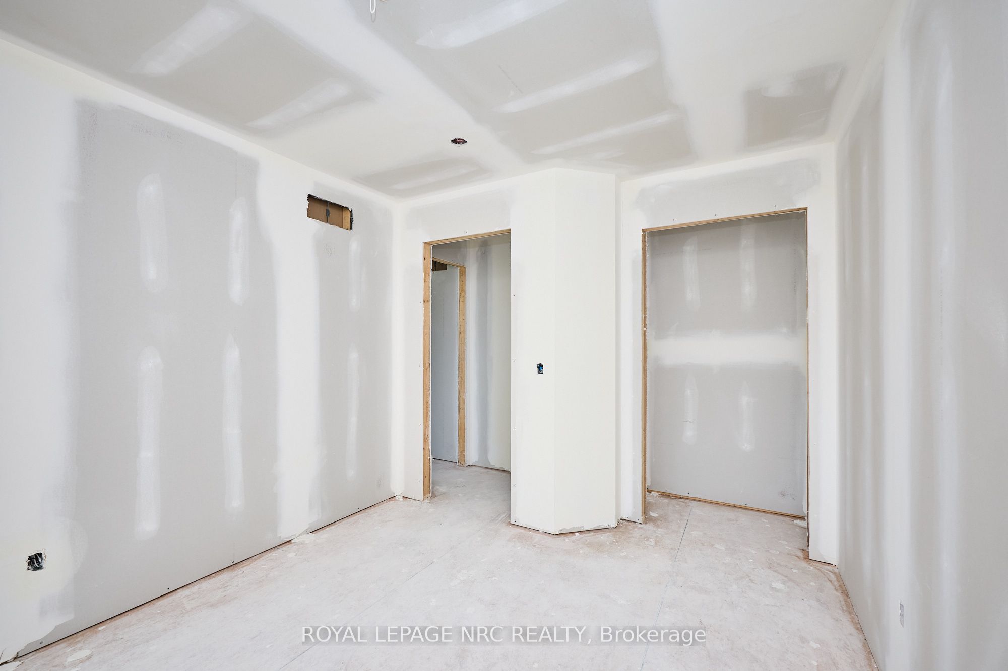 6672 Hawkins Street Property Photo 18