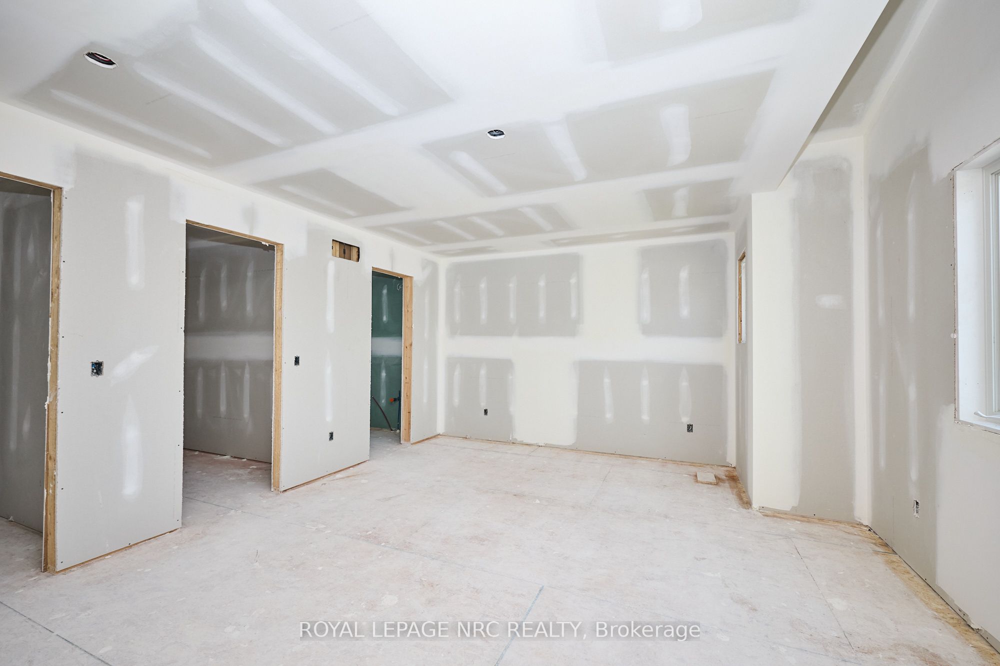6672 Hawkins Street Property Photo 21