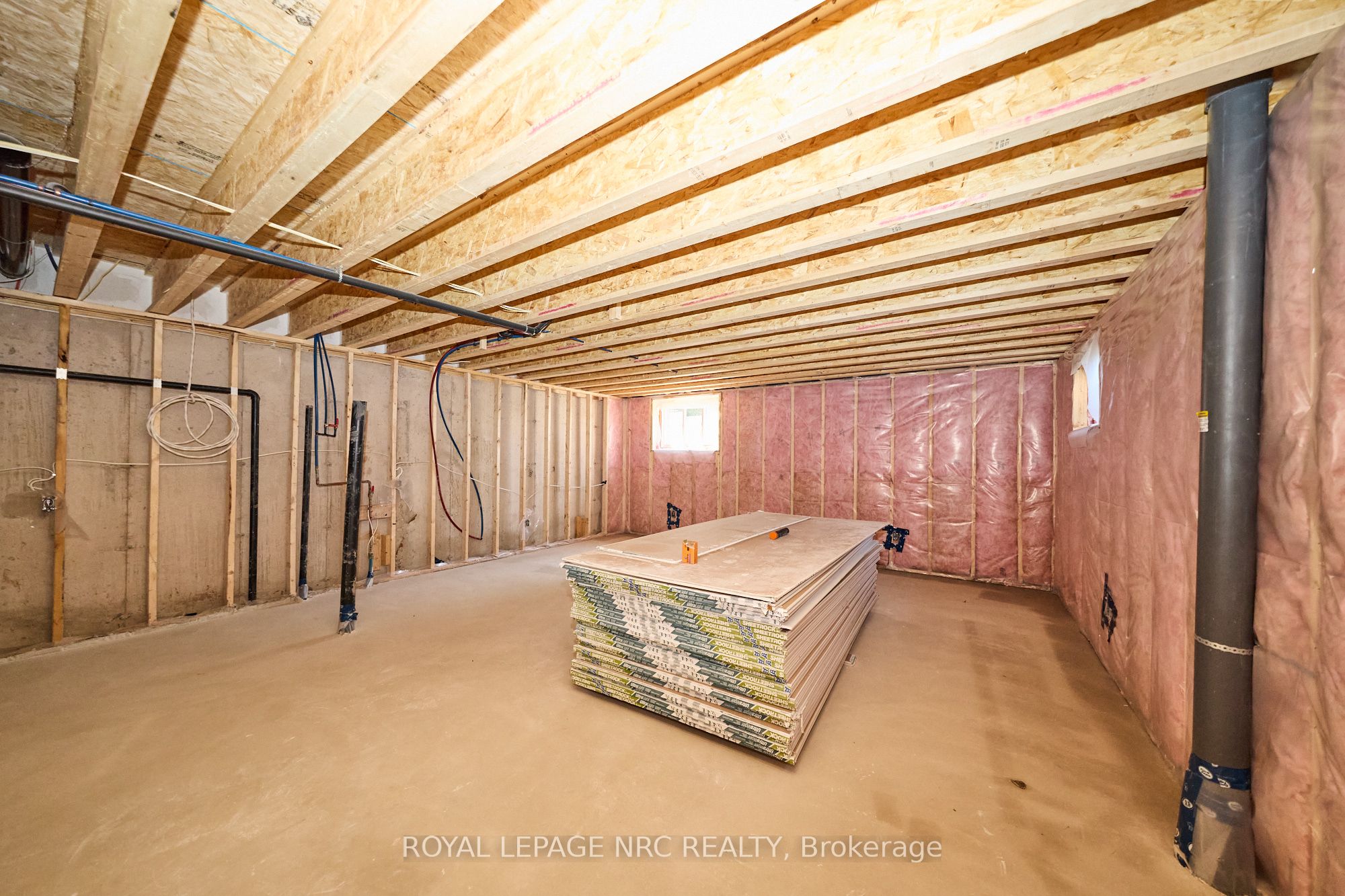 6672 Hawkins Street Property Photo 24