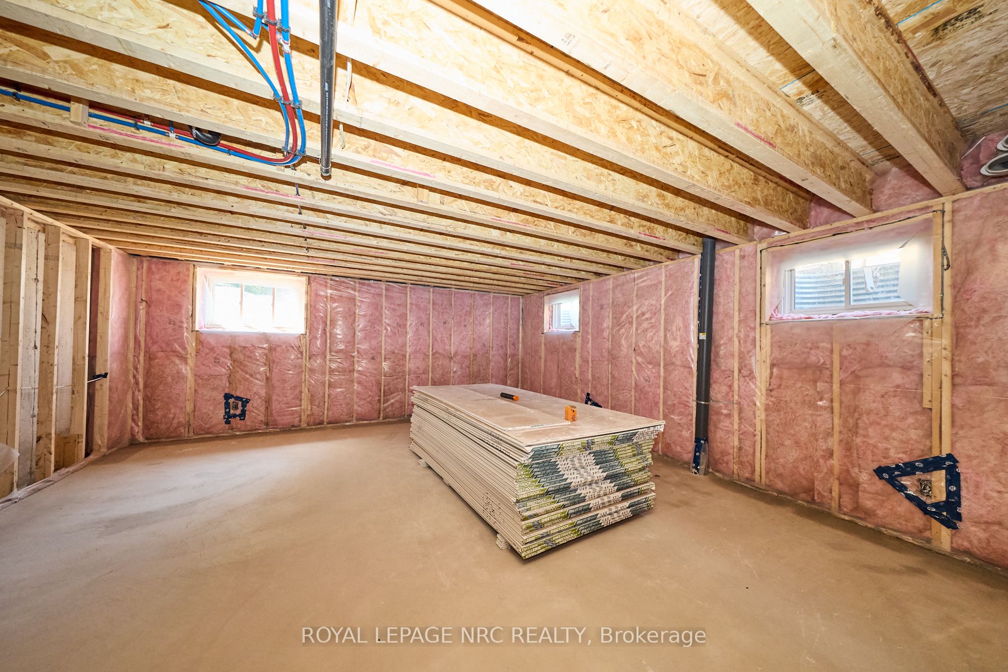 6672 Hawkins Street Property Photo 25