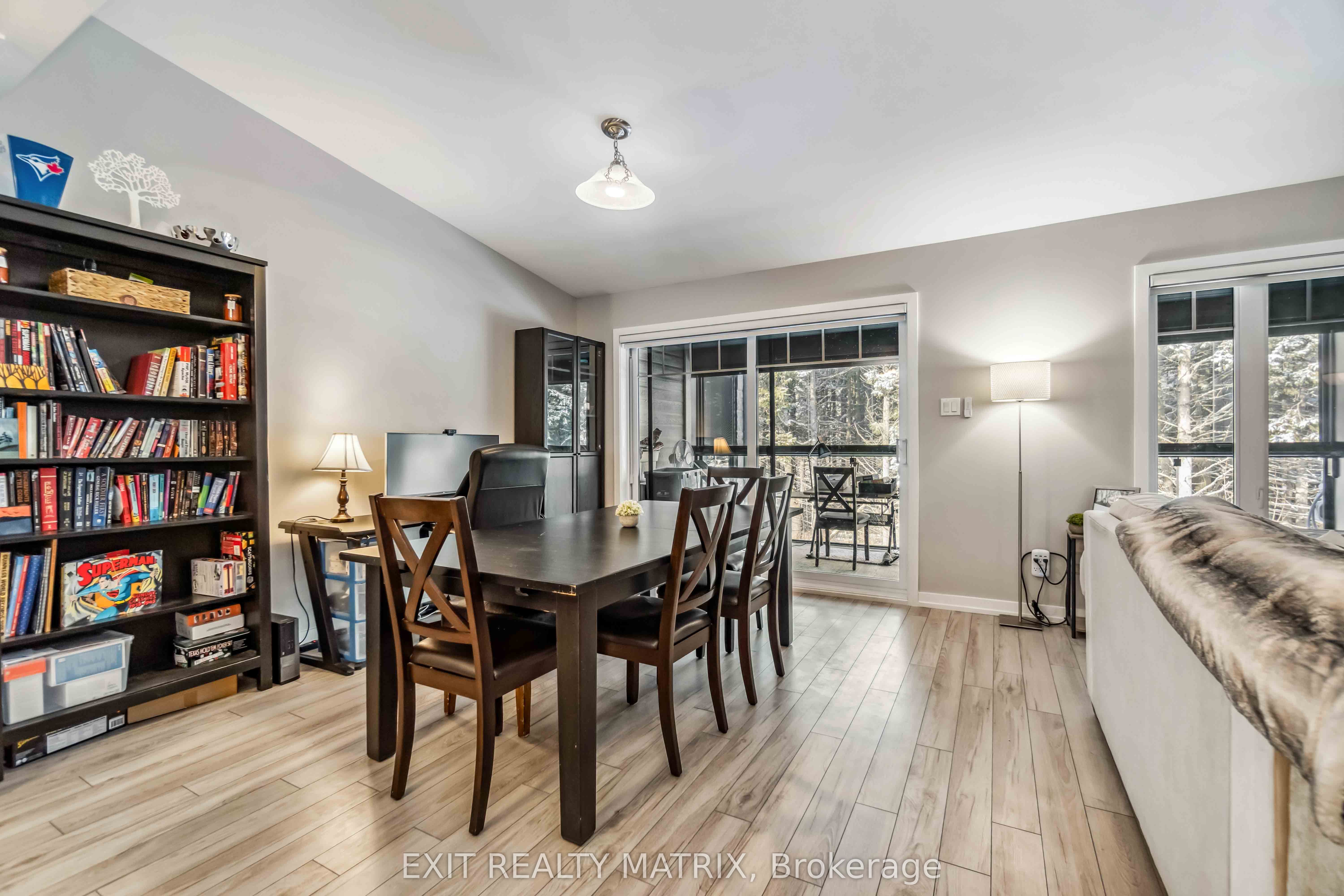 99 St Moritz Trl Property Photo 7