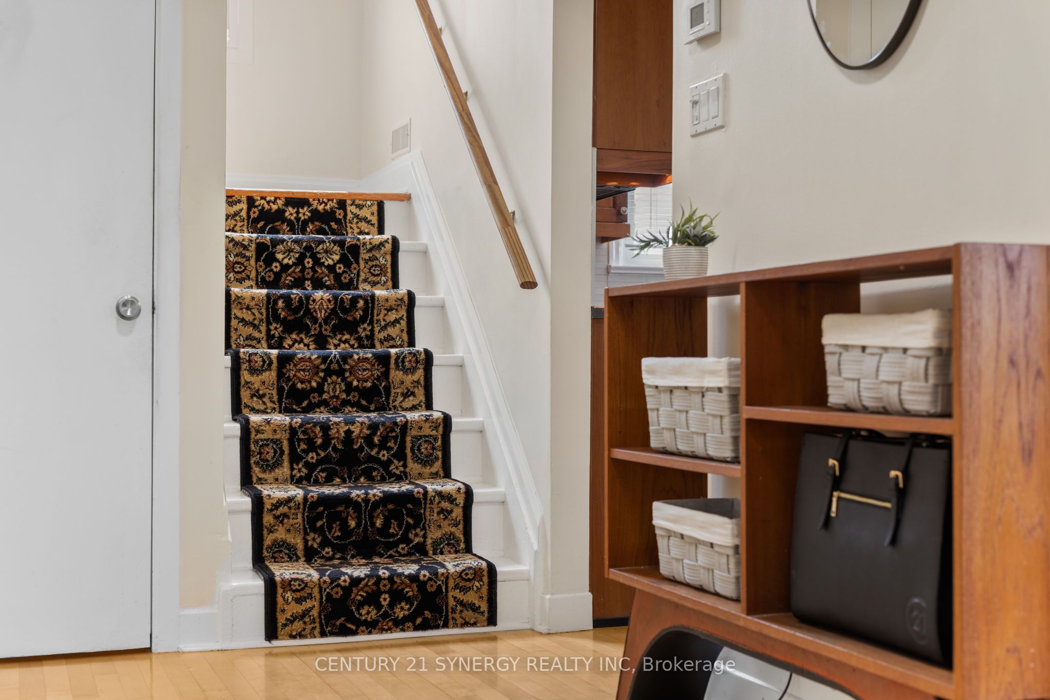 3830 Albion Rd Property Photo 5