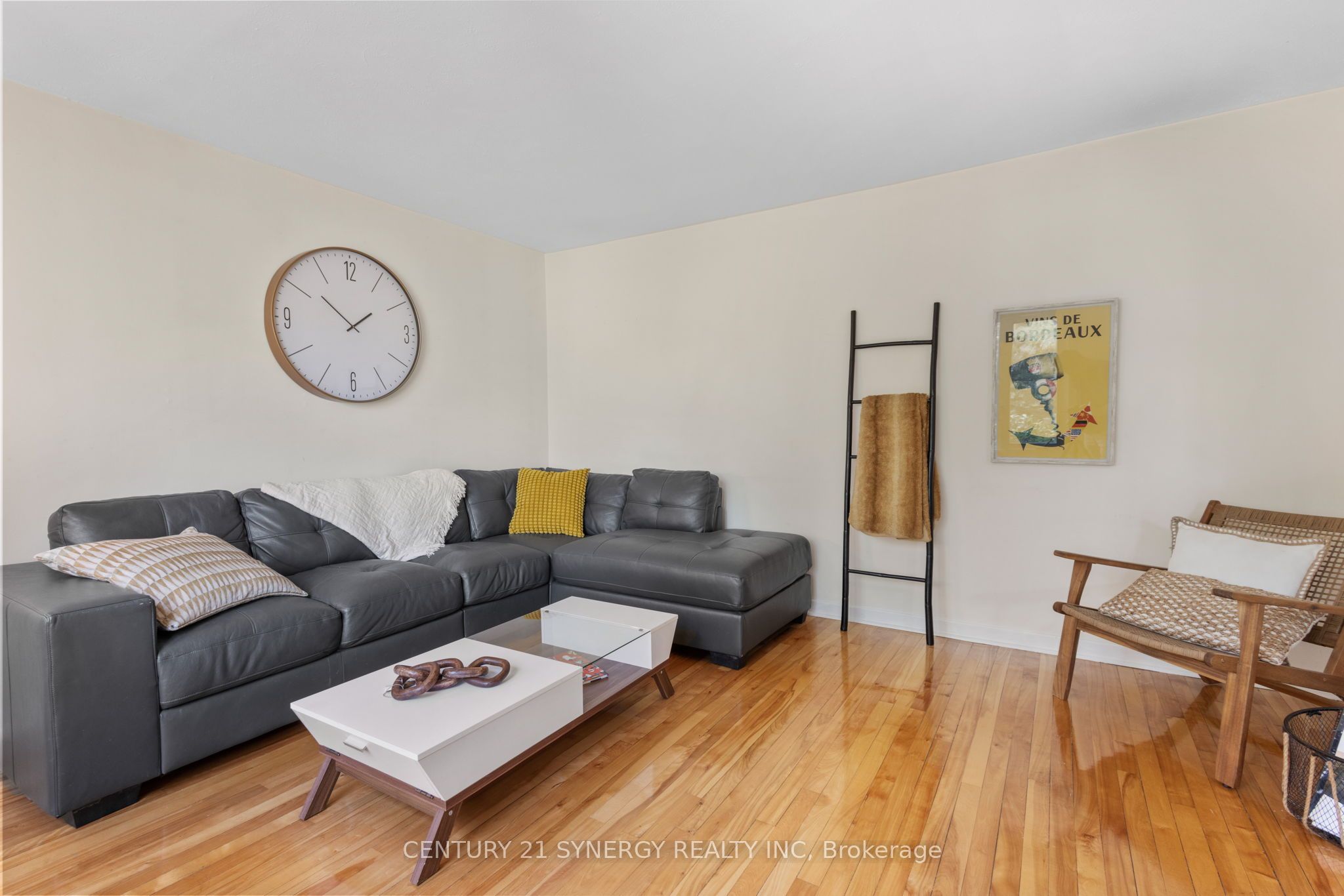 3830 Albion Rd Property Photo 8