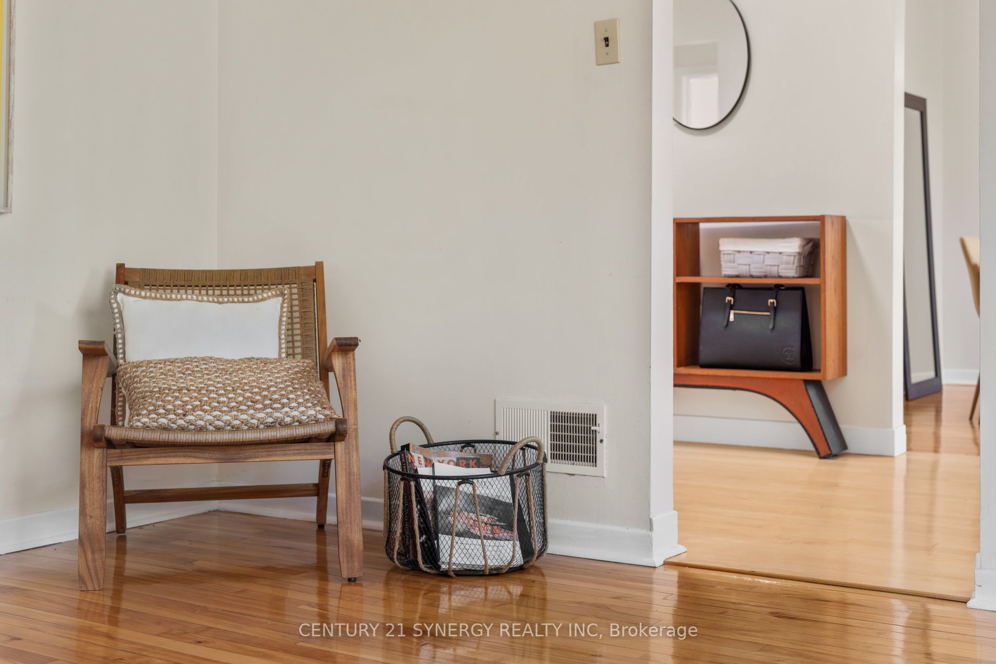 3830 Albion Rd Property Photo 11