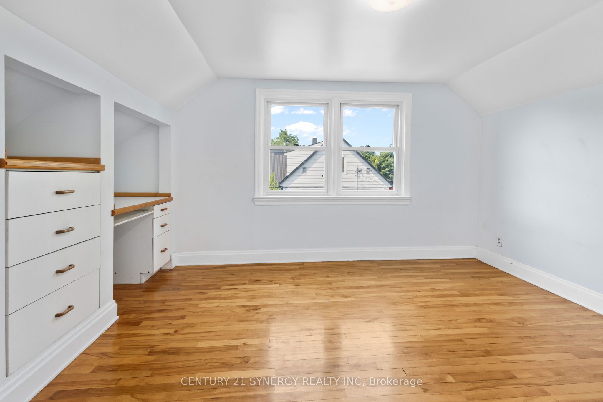 3830 Albion Rd Property Photo 32