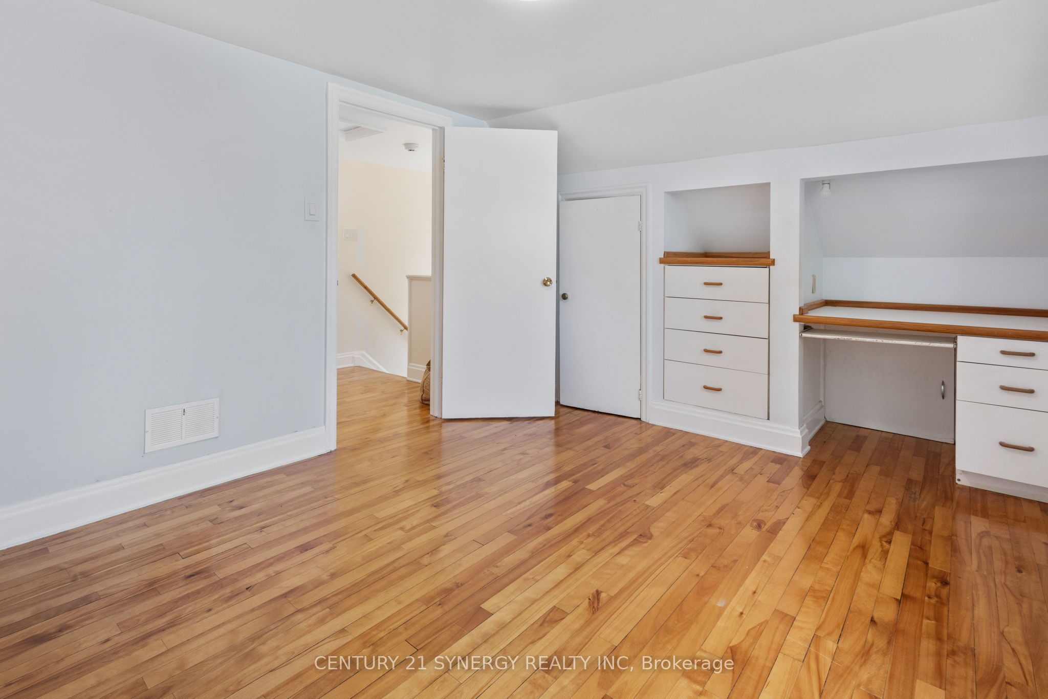 3830 Albion Rd Property Photo 33