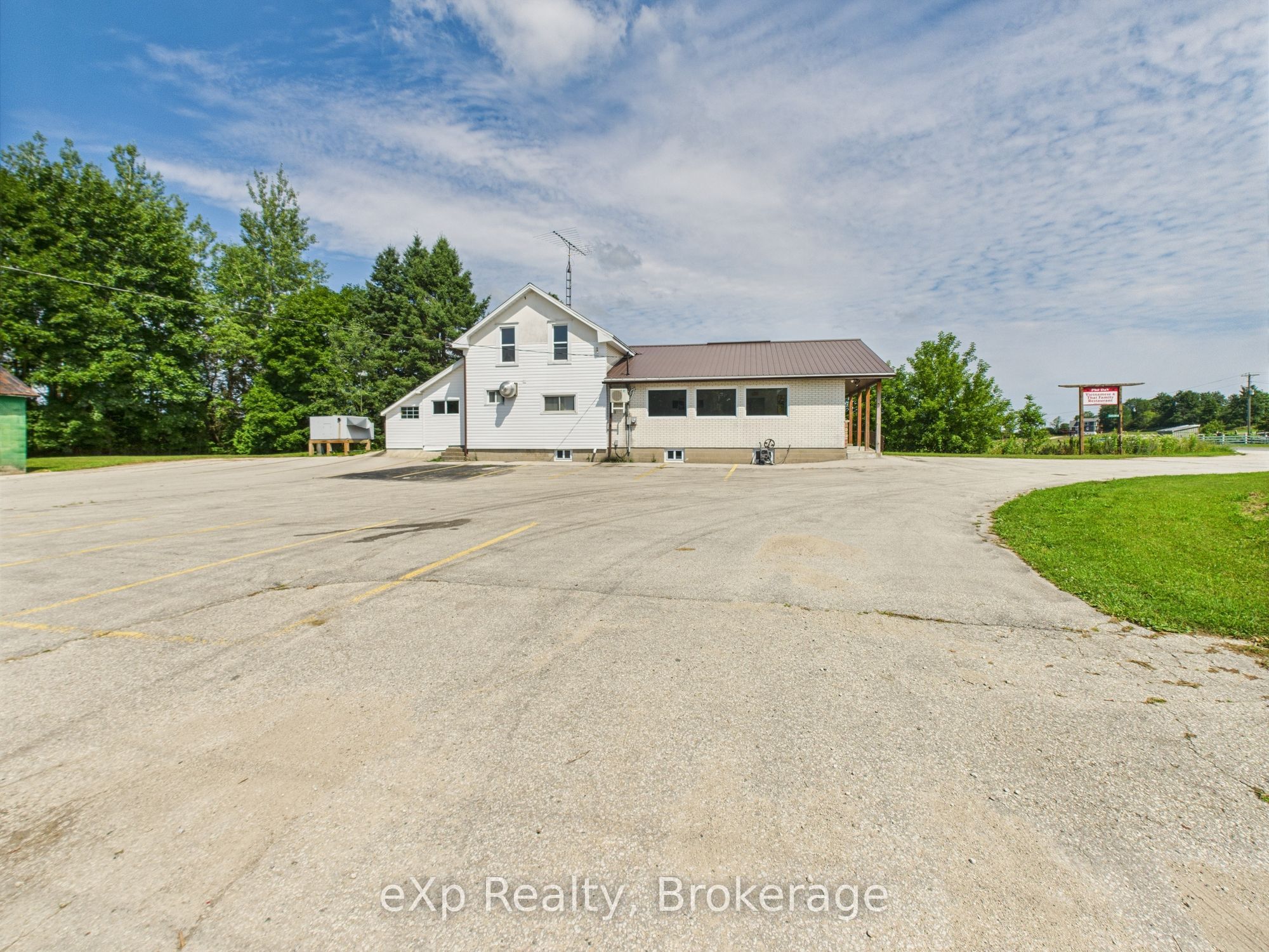 315194 Highway 6 N/a Property Photo 4