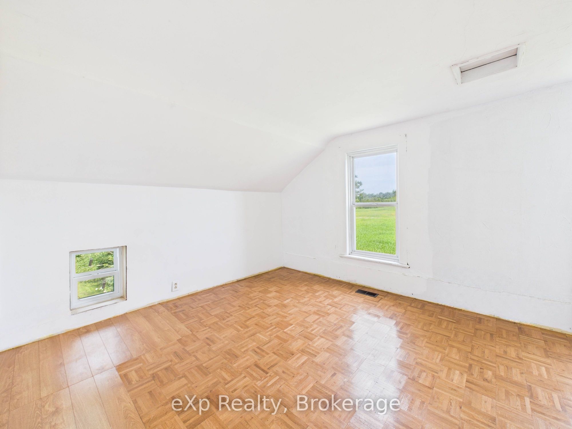 315194 Highway 6 N/a Property Photo 21