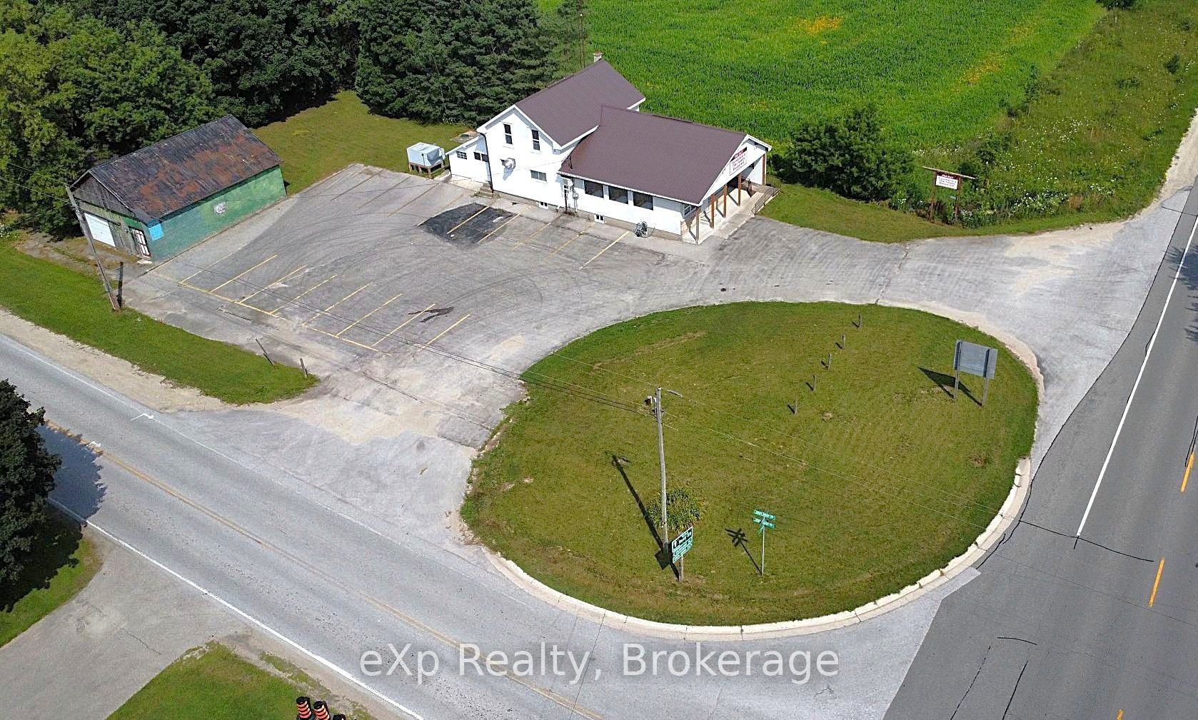 315194 Highway 6 N/a Property Photo 27