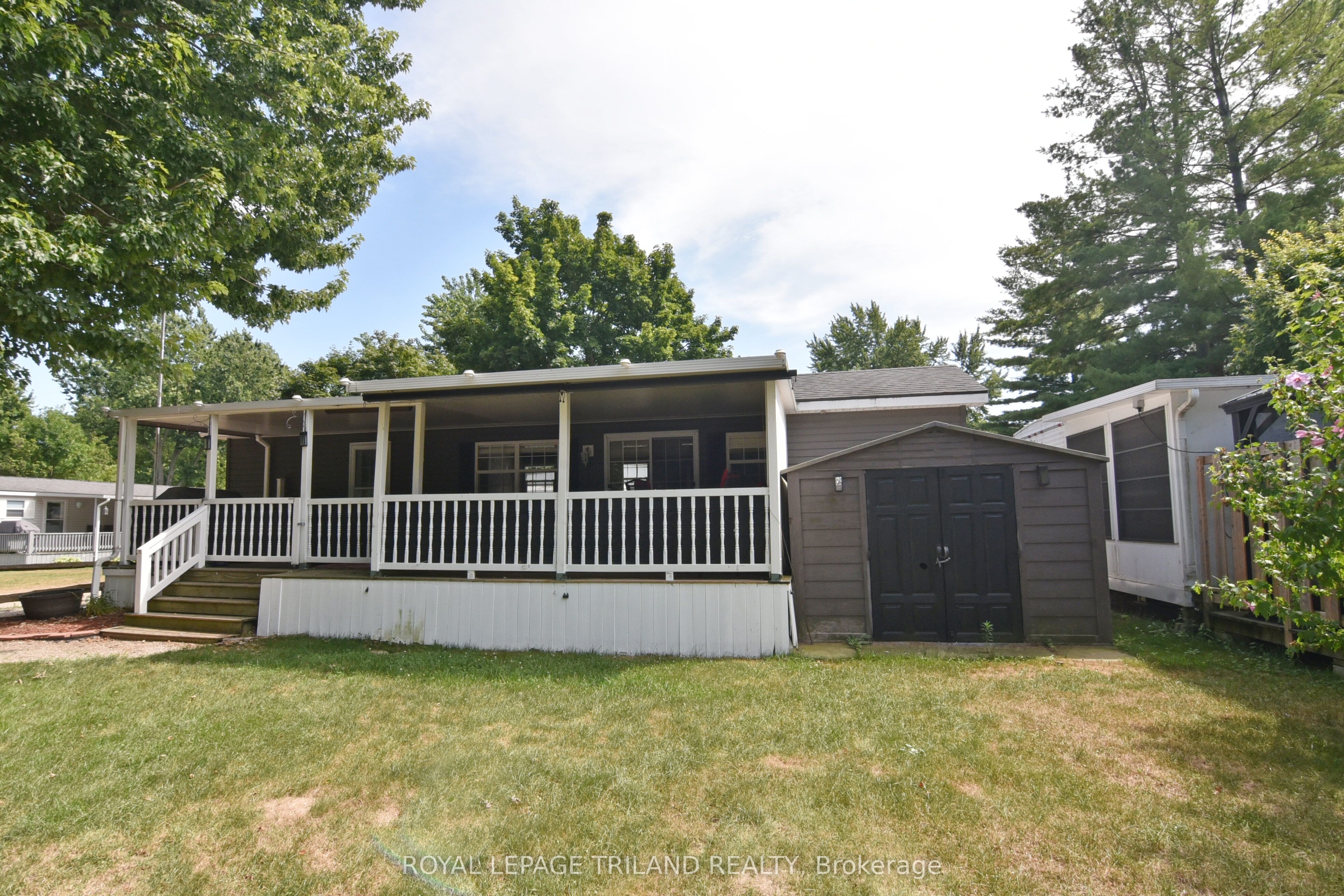 9338 W Ipperwash Rd Property Photo 1