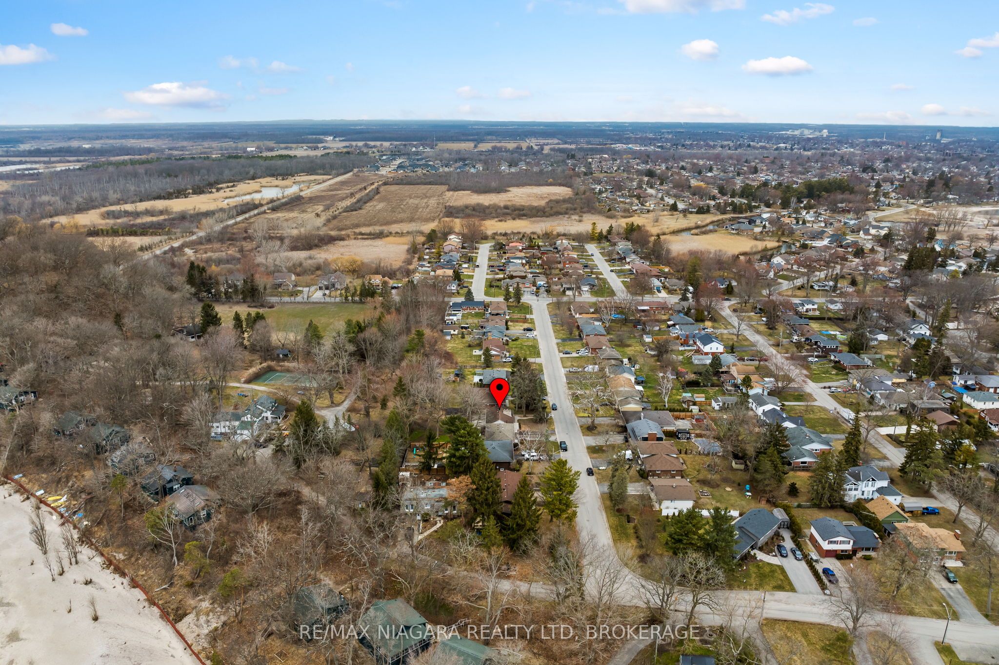 12 Cedar Street Property Photo 40