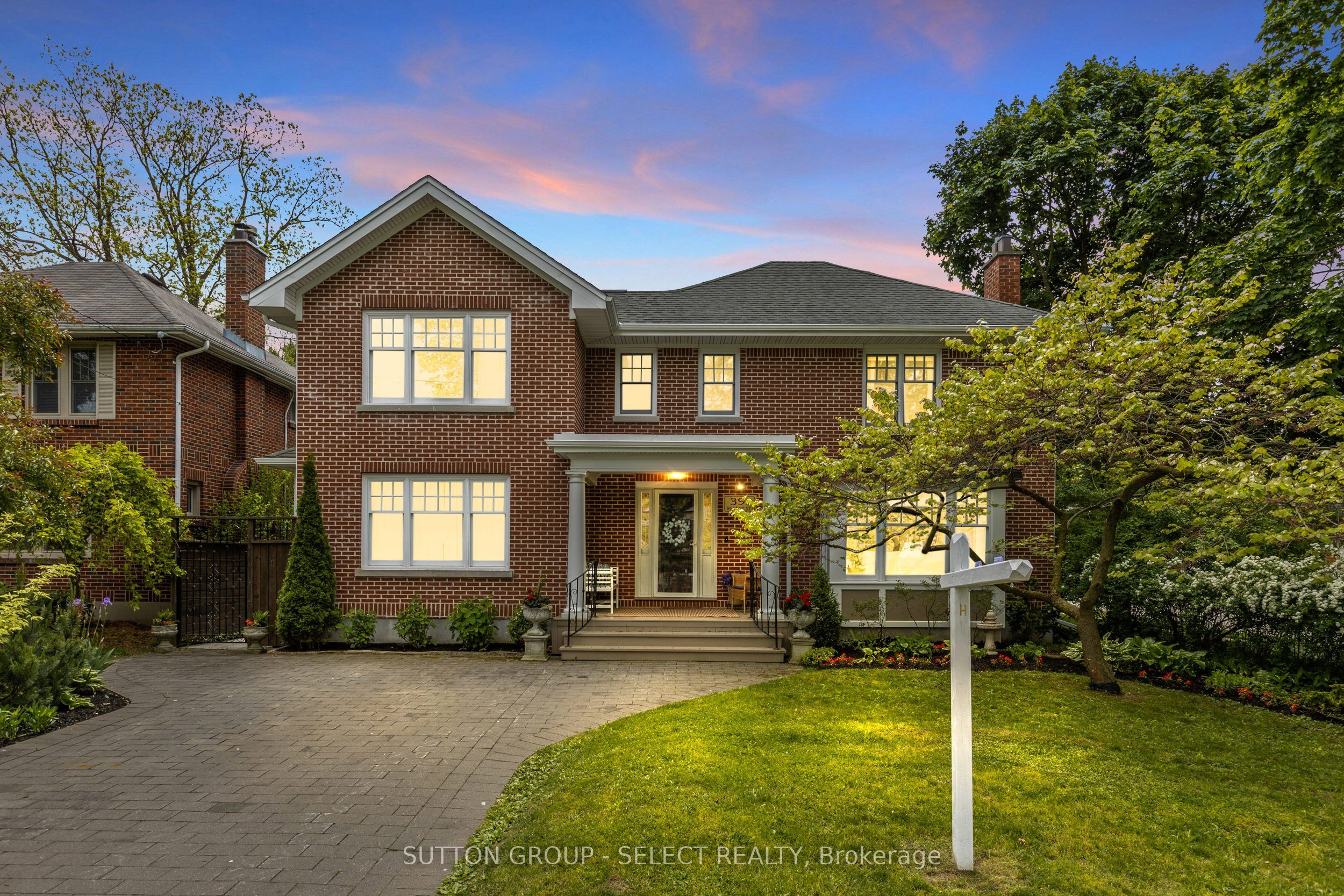 391 Regent Street Property Photo 1
