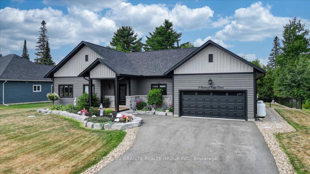 9 Bancroft Ridge Dr Property Photo 1