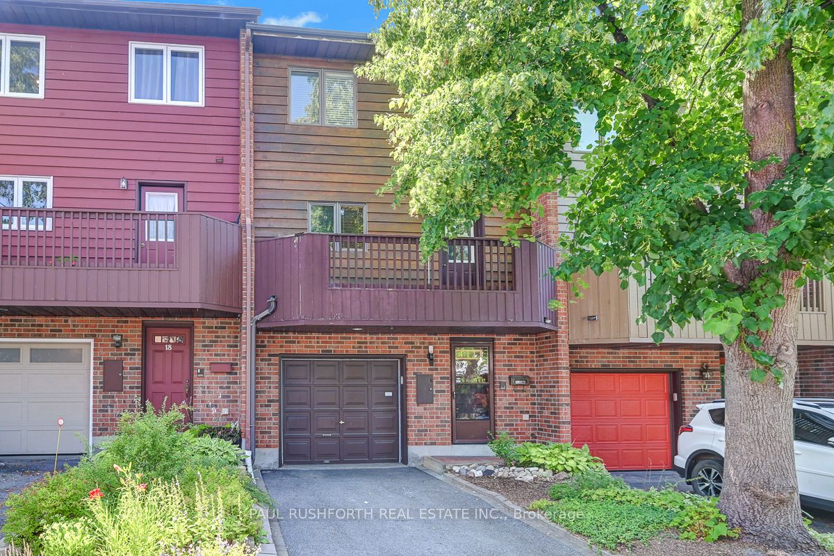 16 Oakley Avenue Property Photo 1