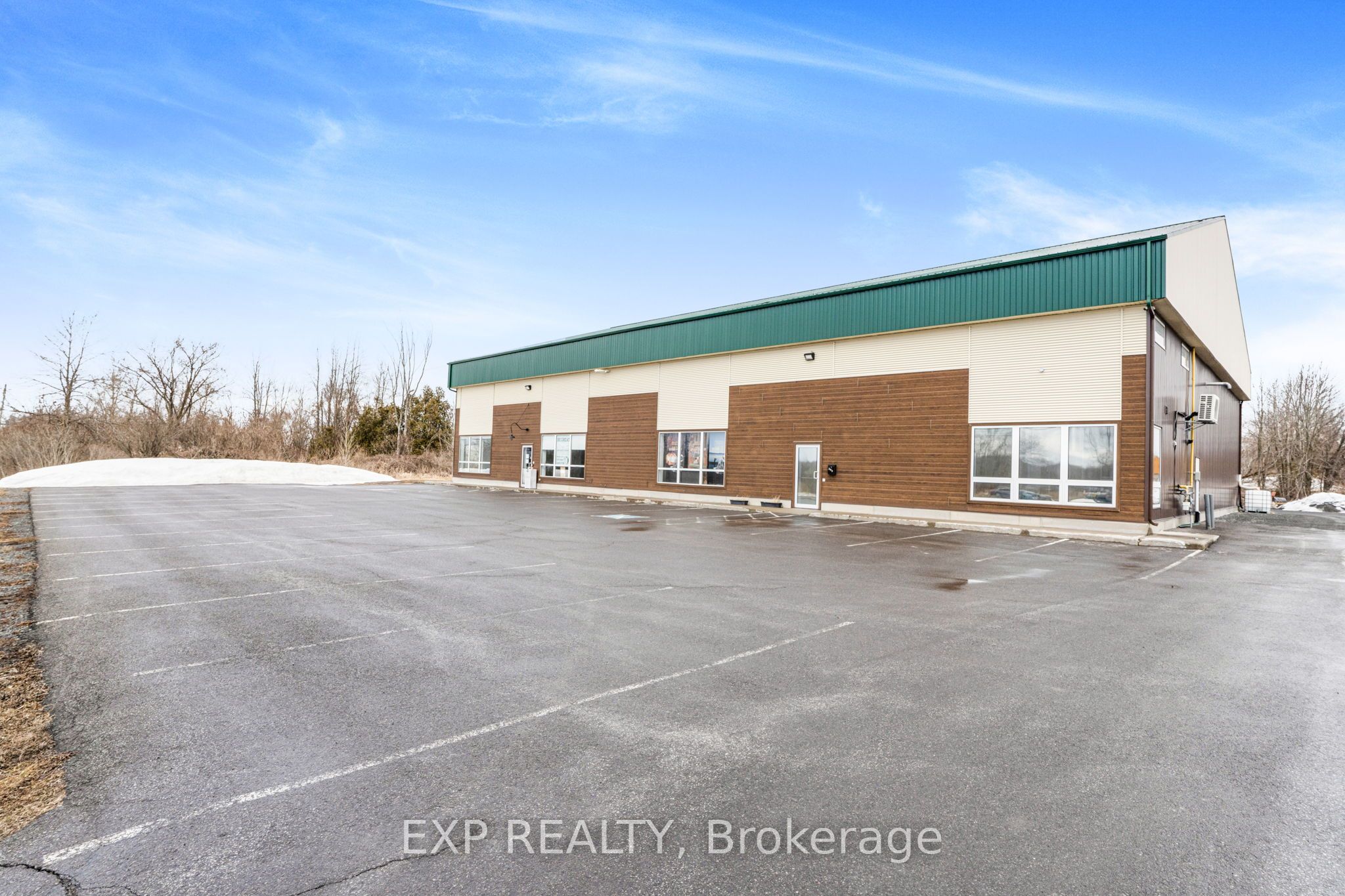 299 Industrial Boulevard Property Photo 2