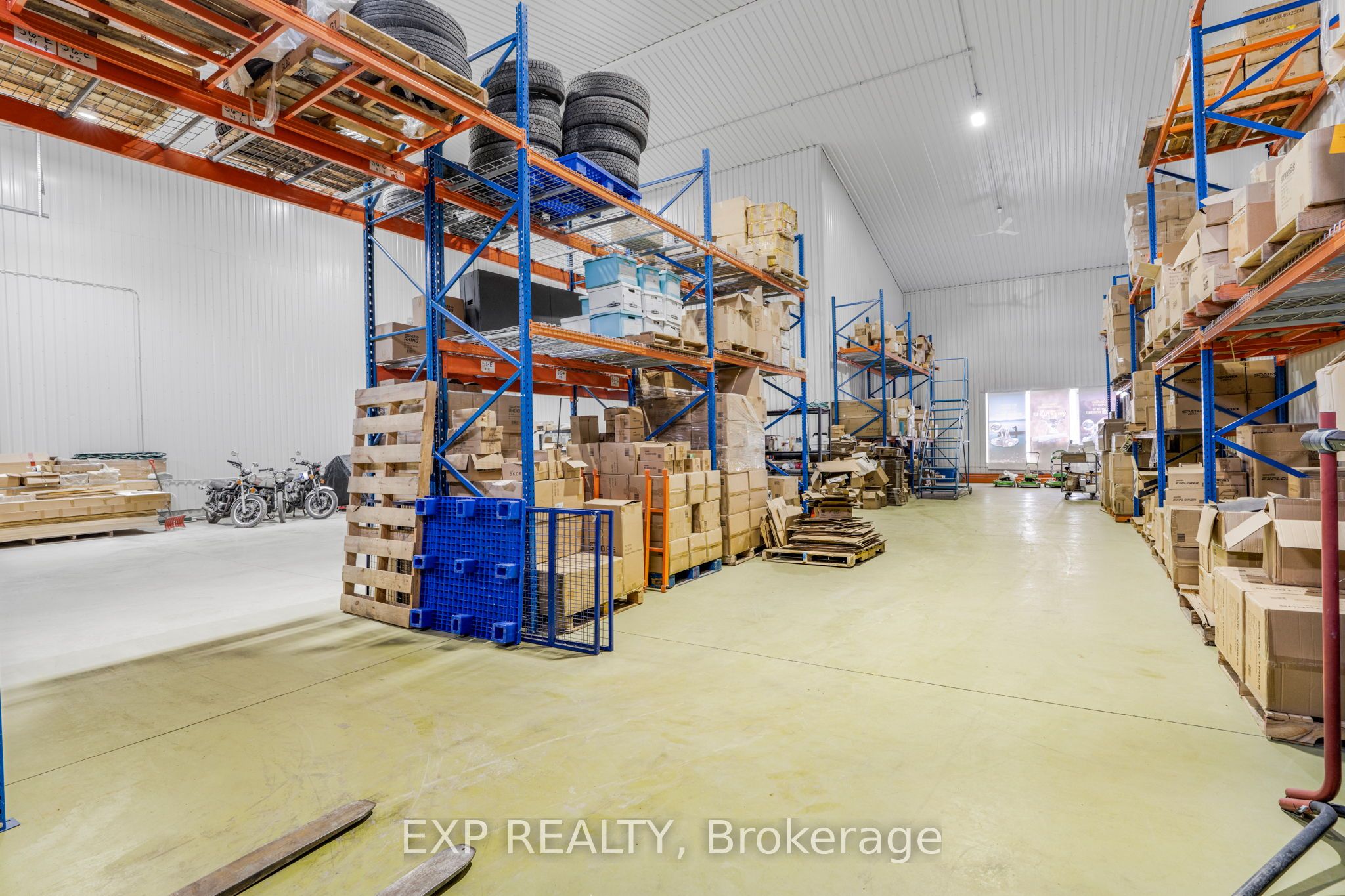299 Industrial Boulevard Property Photo 7