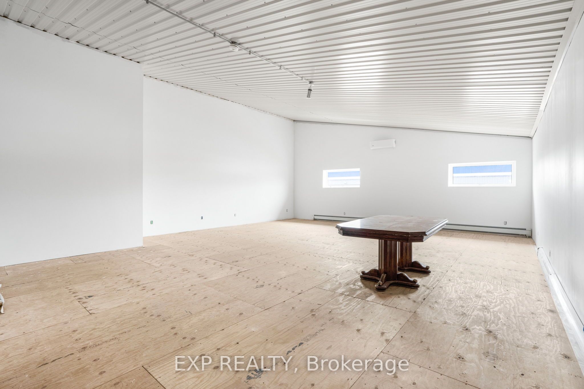 299 Industrial Boulevard Property Photo 15