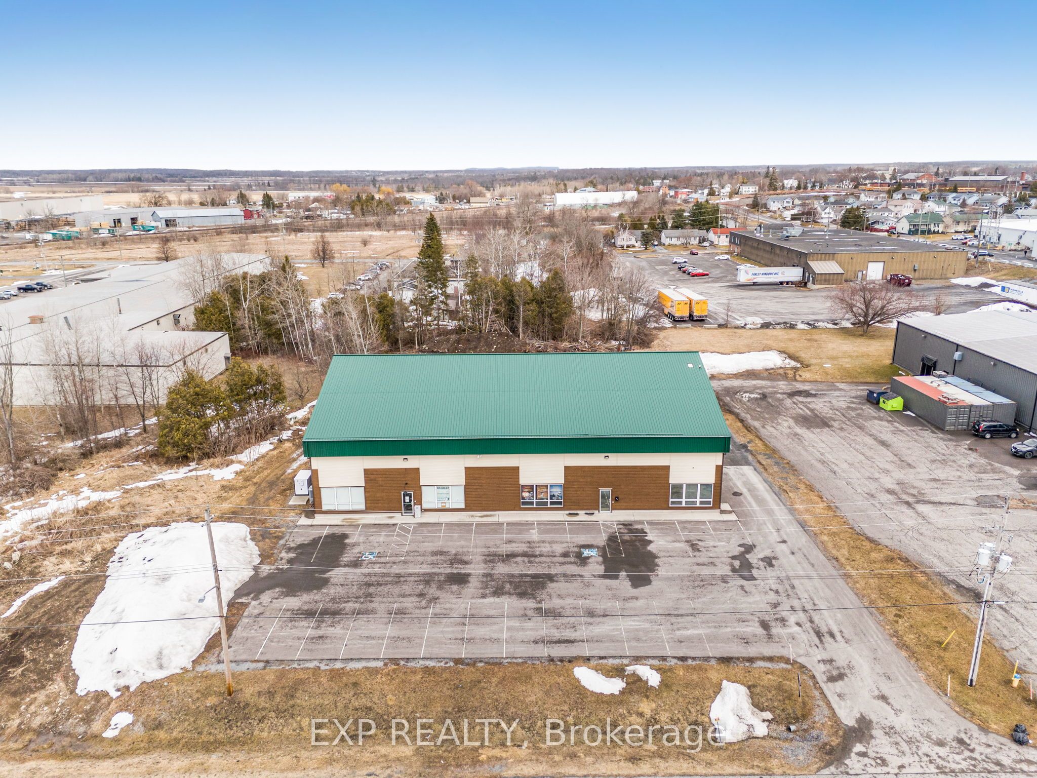 299 Industrial Boulevard Property Photo 16
