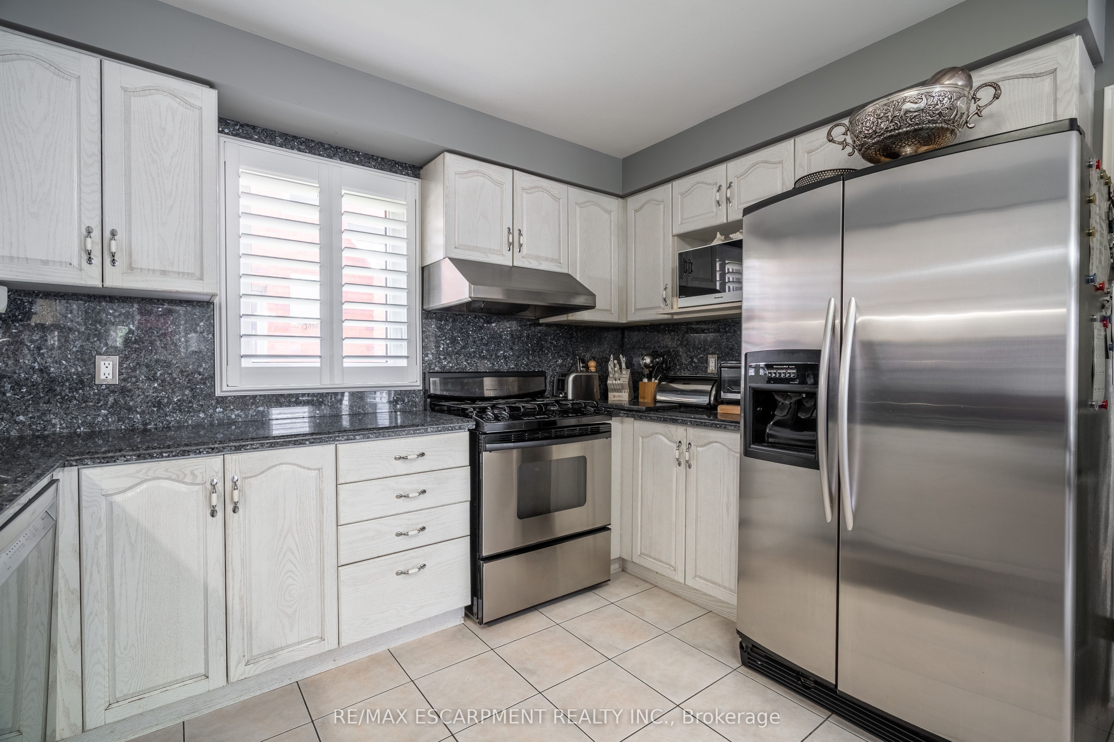 89 Meadowlands Blvd Property Photo 12