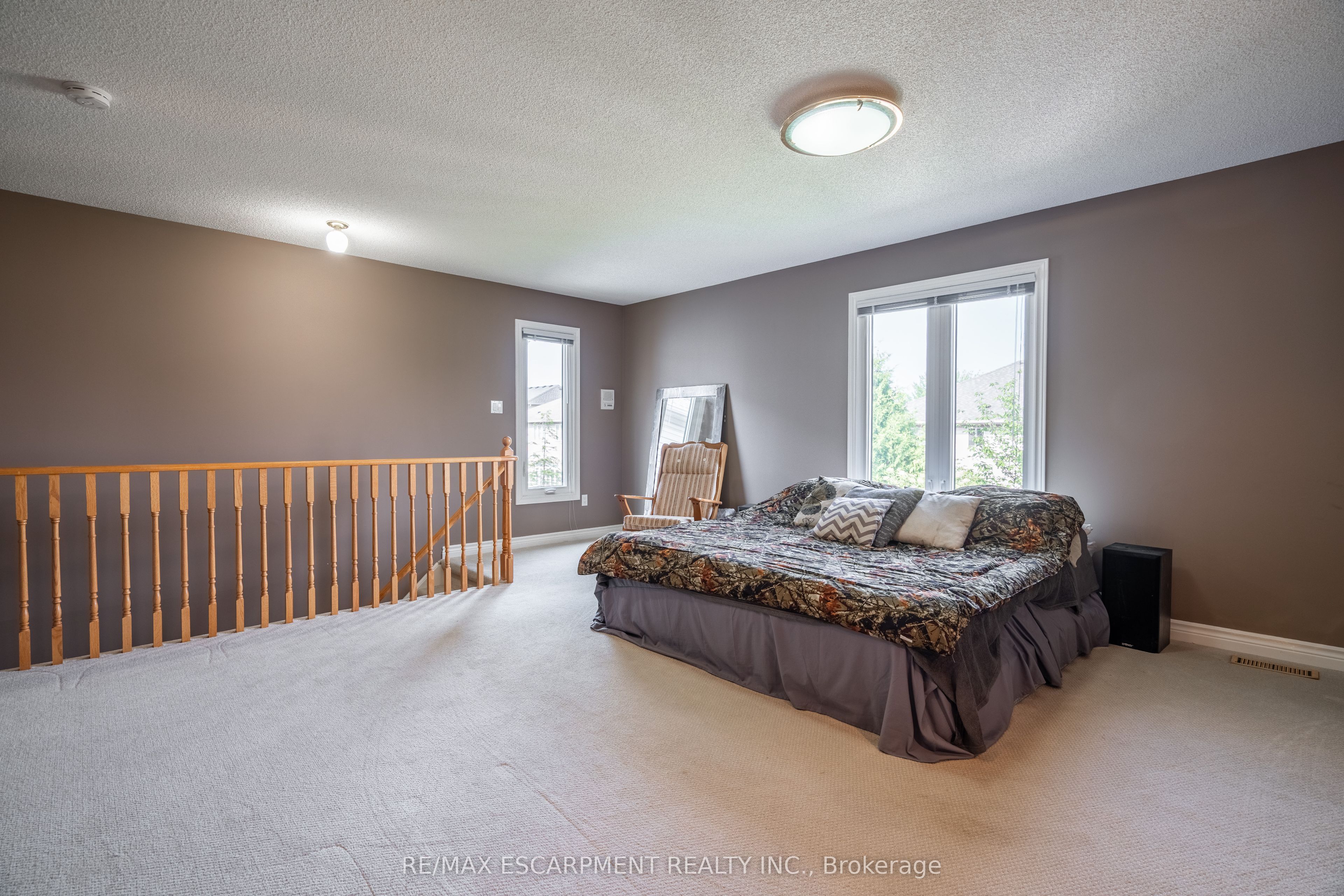 89 Meadowlands Blvd Property Photo 13