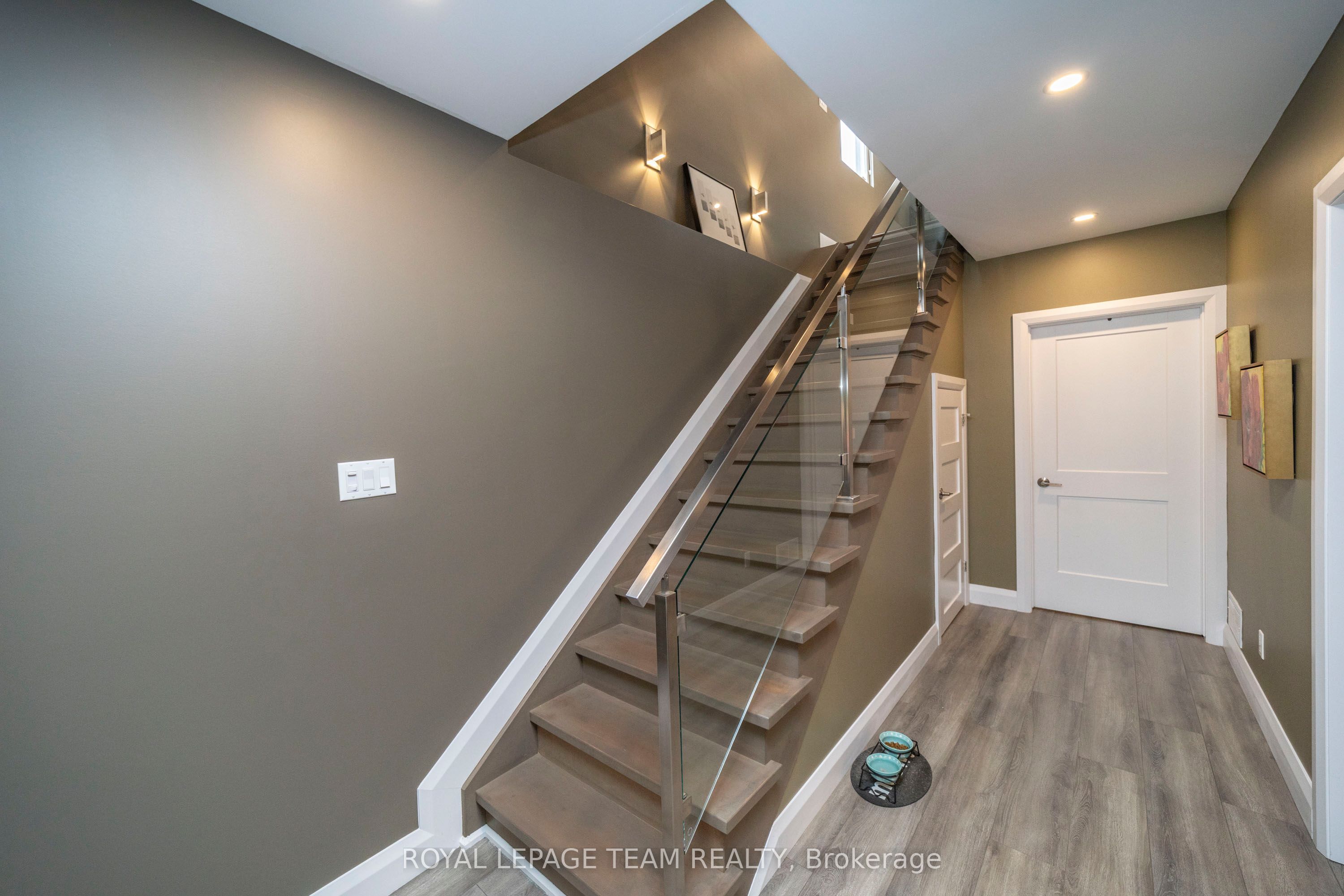 51 Aylen Avenue Property Photo 34