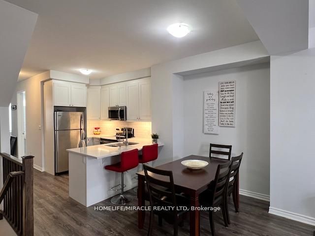 301 Equestrian Way Property Photo 8