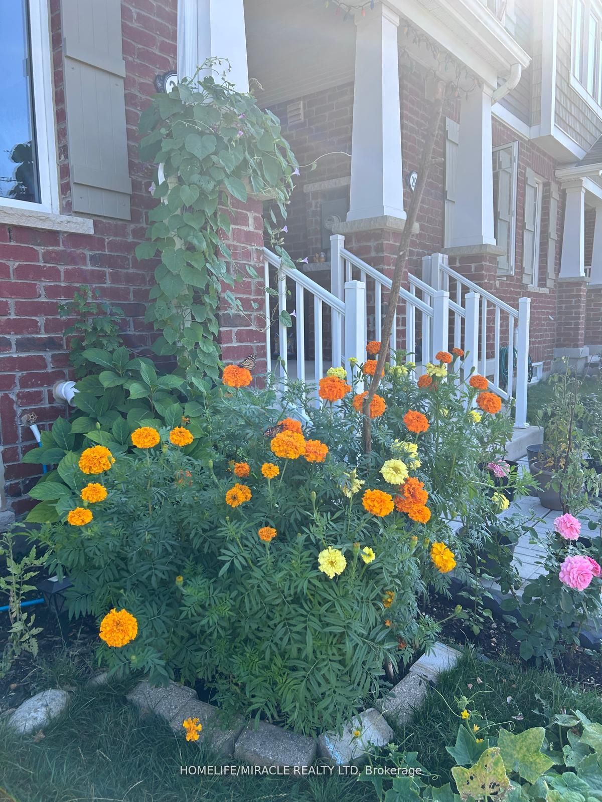 301 Equestrian Way Property Photo 33