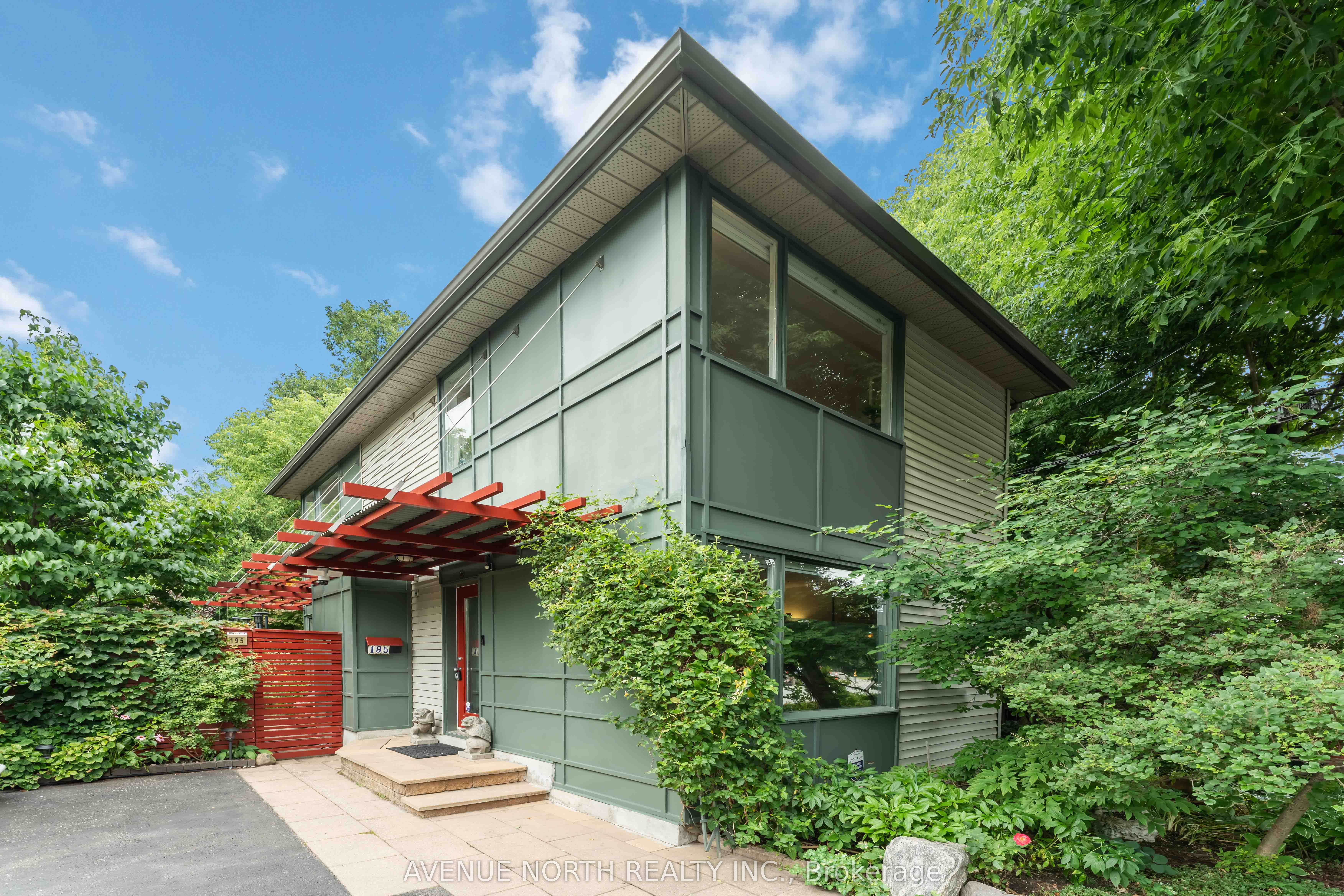 195 Presland Road Property Photo 1