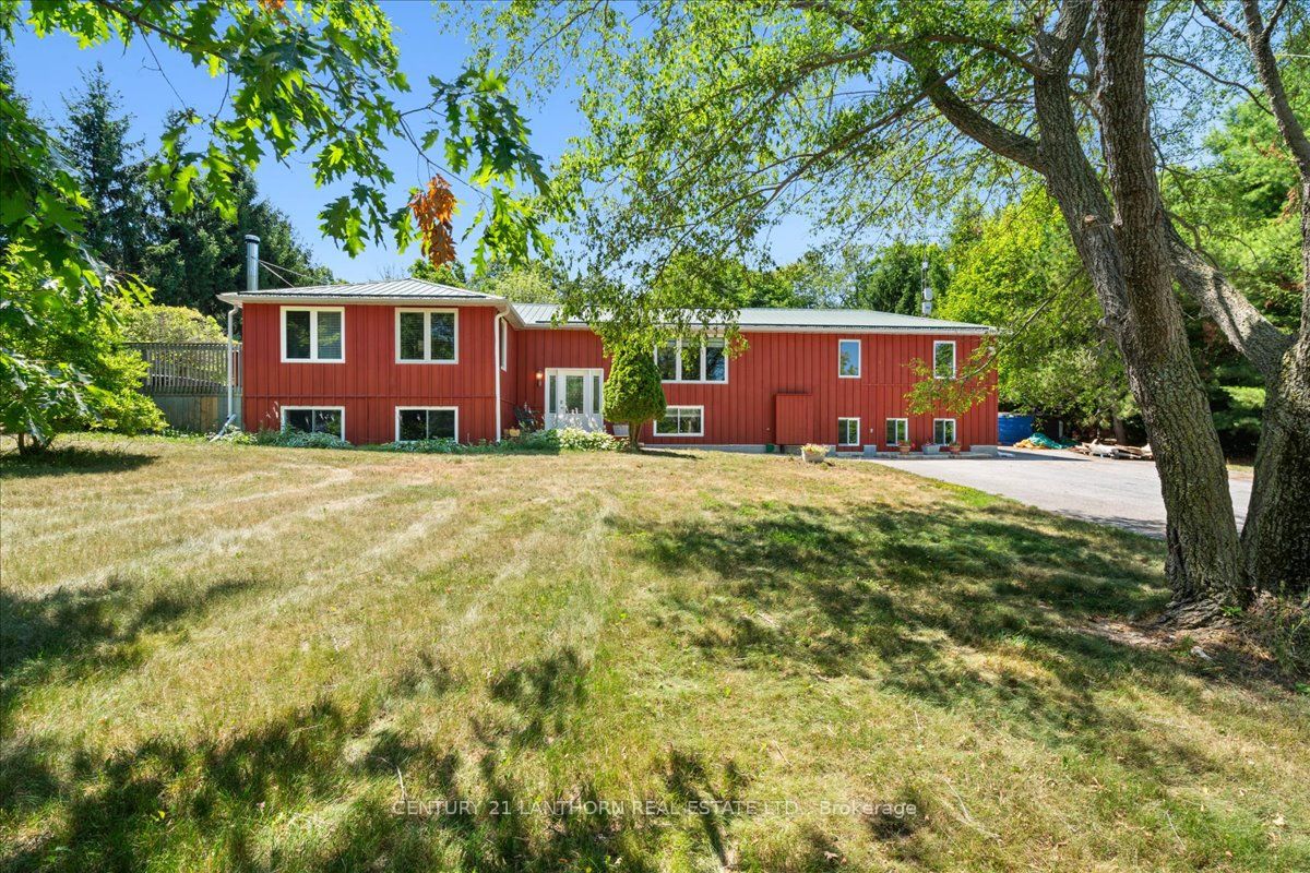 1207 Shannon Road Property Photo 1